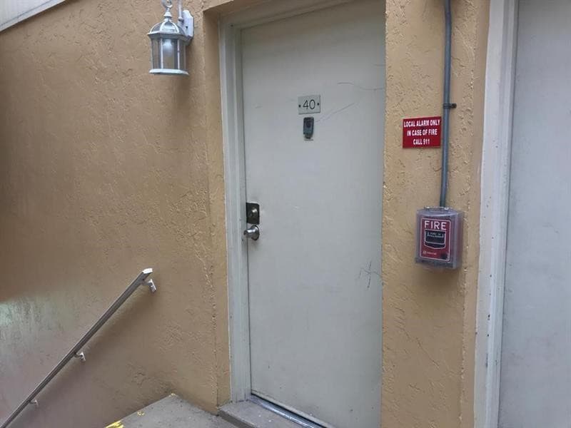 5825 Washington Street 40-B, Hollywood, FL 33023 9