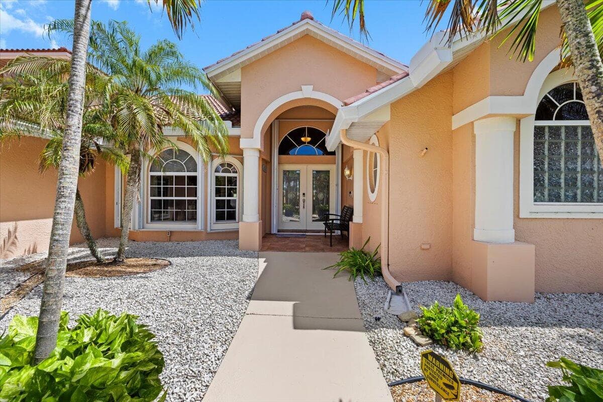 2001 Cypress Avenue, Fort Pierce, FL 34949 4