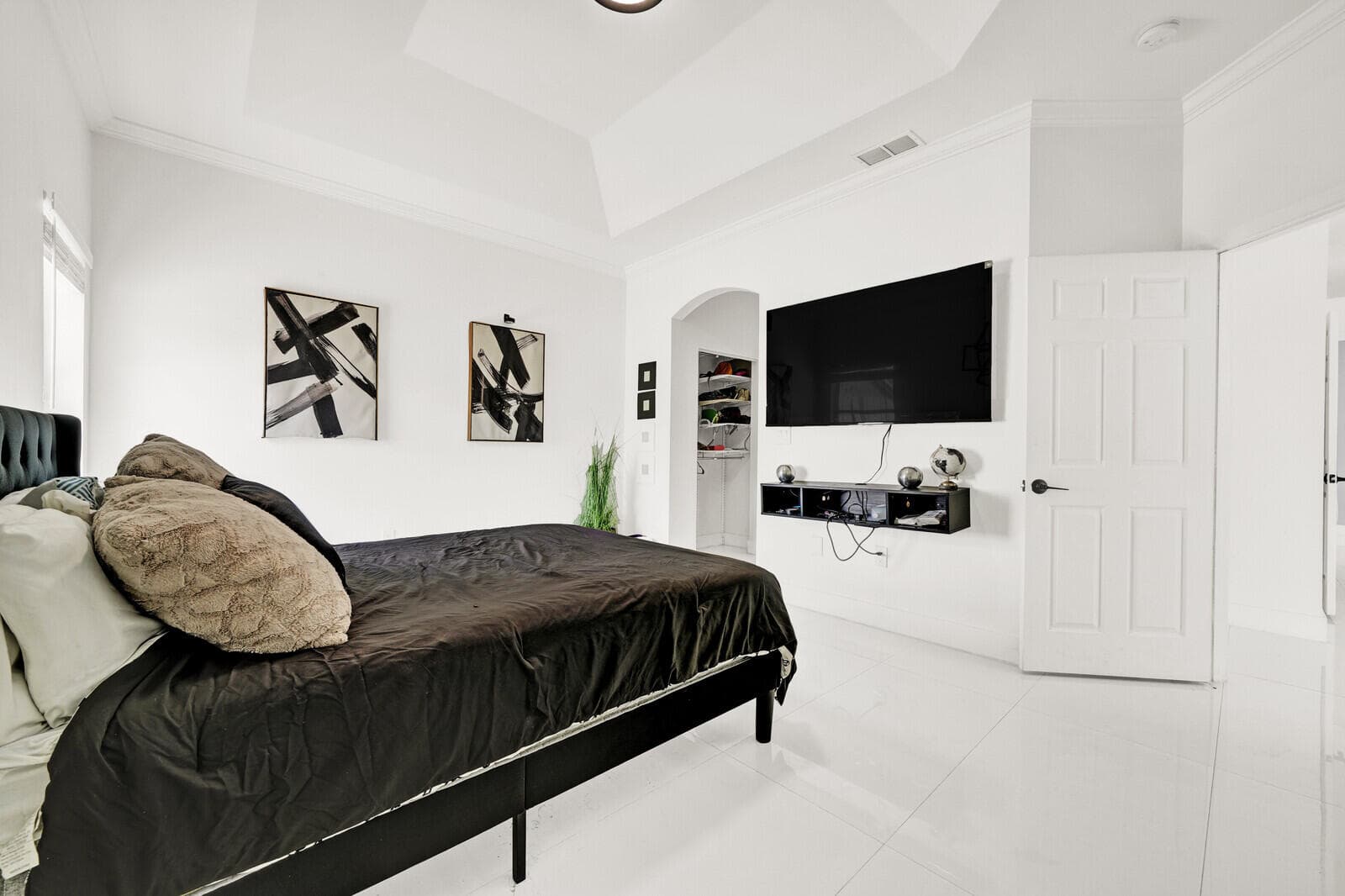 17021 NW 10TH Street, Pembroke Pines, FL 33028 24