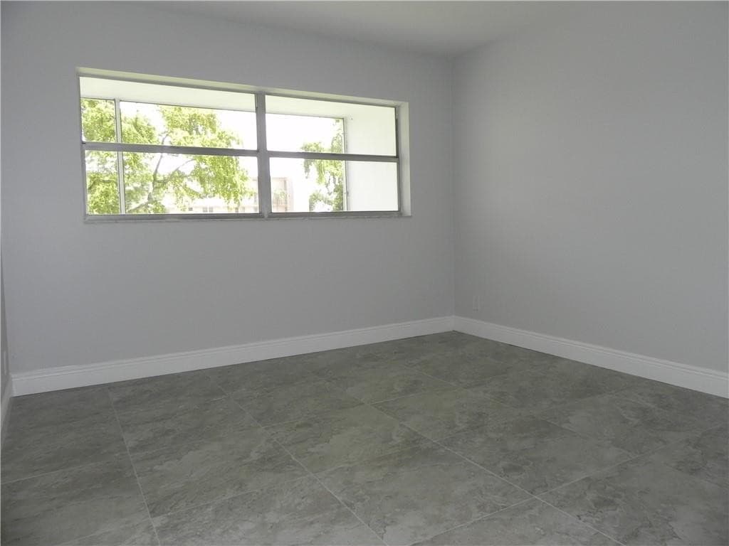 4650 Washington Street 207, Hollywood, FL 33021 8