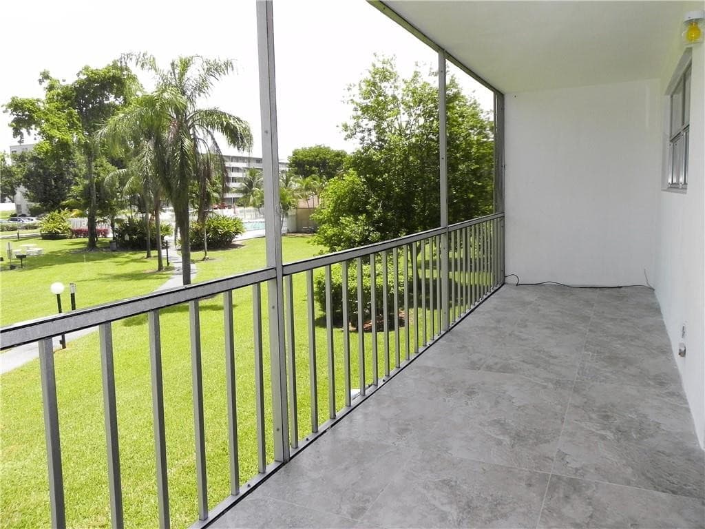 4650 Washington Street 207, Hollywood, FL 33021 12