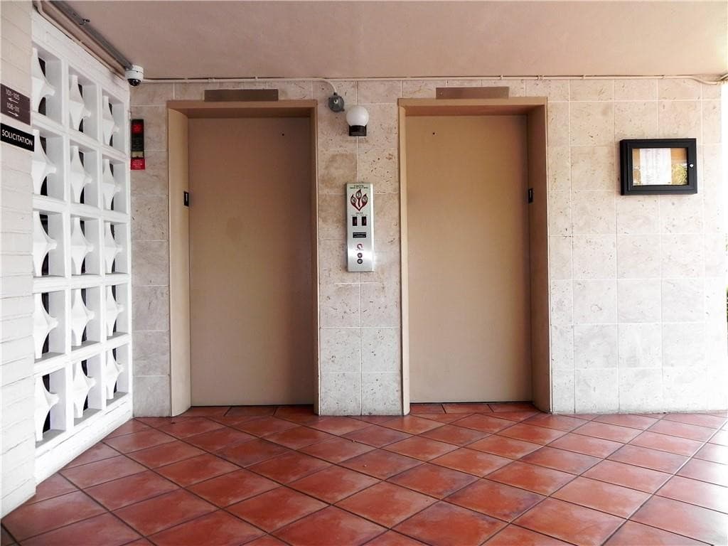 4650 Washington Street 207, Hollywood, FL 33021 23
