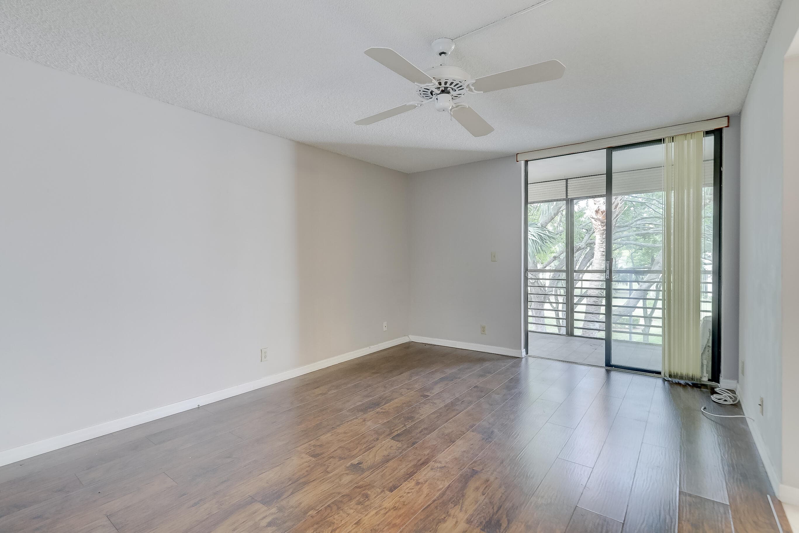 6751 N University Drive 302, Tamarac, FL 33321 26
