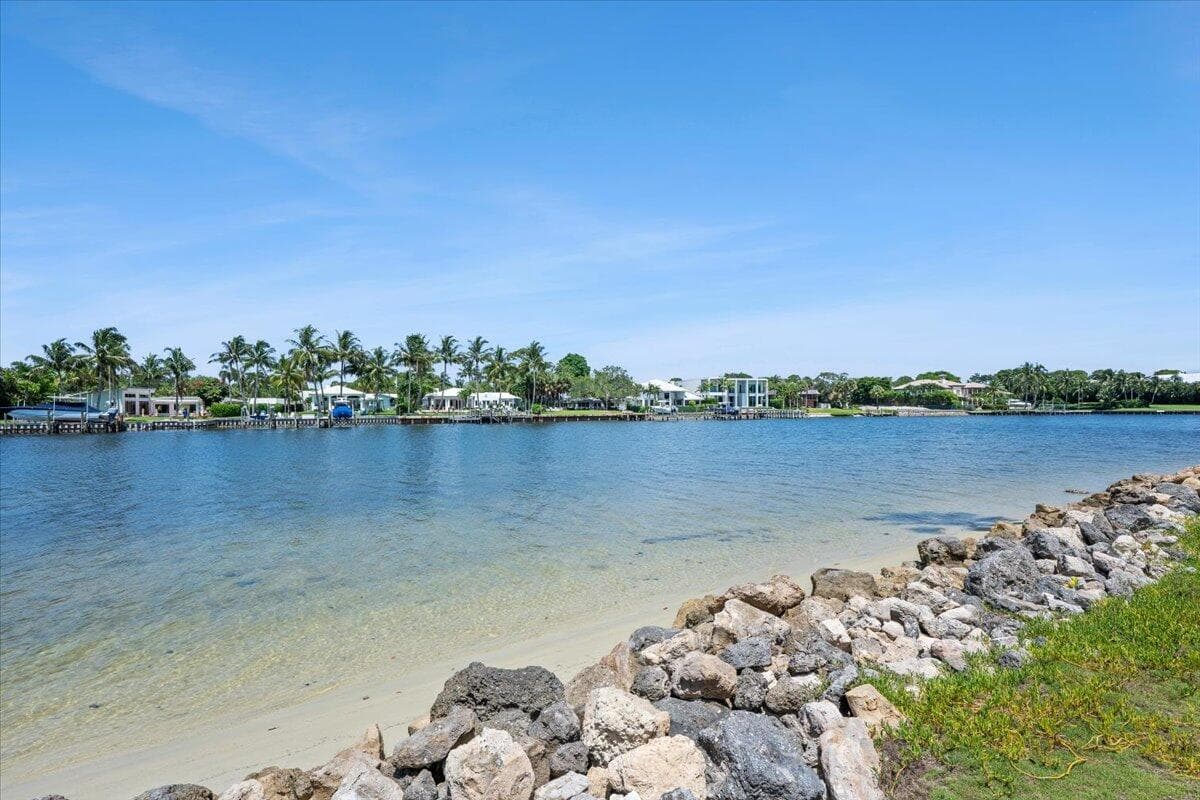 2001 Marina Isle Way 405, Jupiter, FL 33477 26