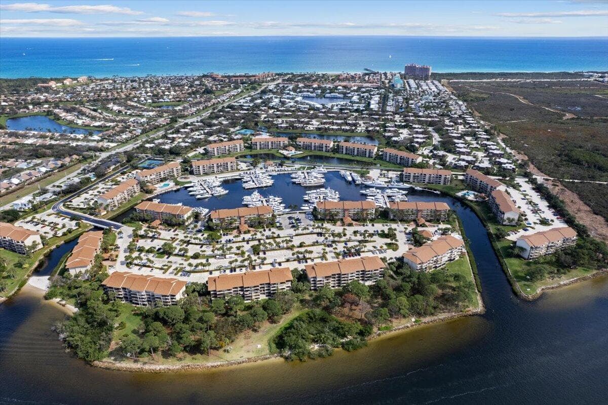 2001 Marina Isle Way 405, Jupiter, FL 33477 36