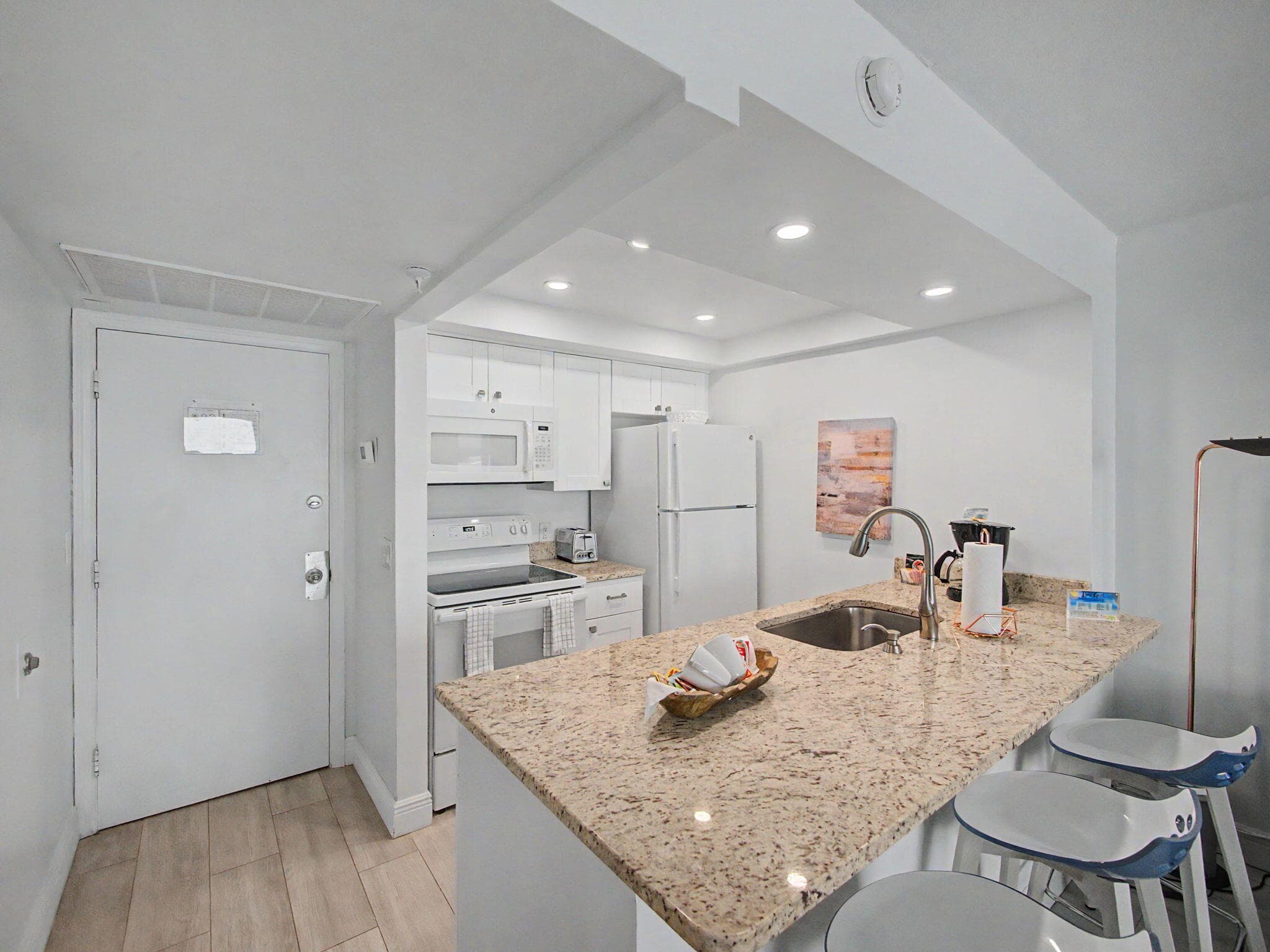 9800 S Ocean Drive 316, Jensen Beach, FL 34957 4