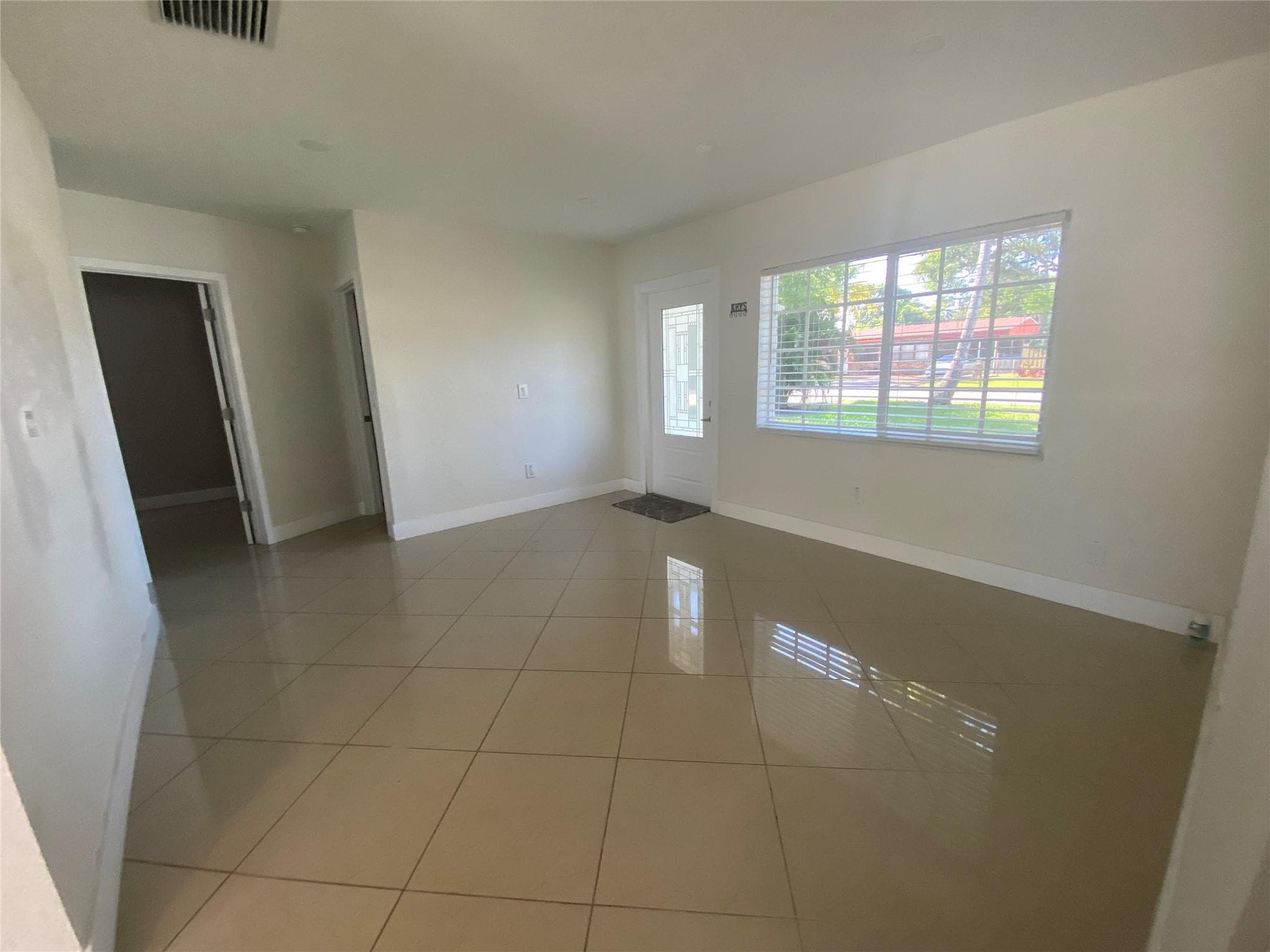6325 Grant Court, Hollywood, FL 33024 3