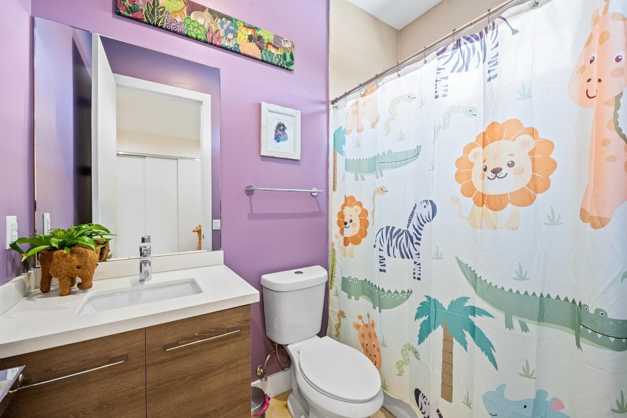 3090 SW 17th Street, Miami, FL 33145 22