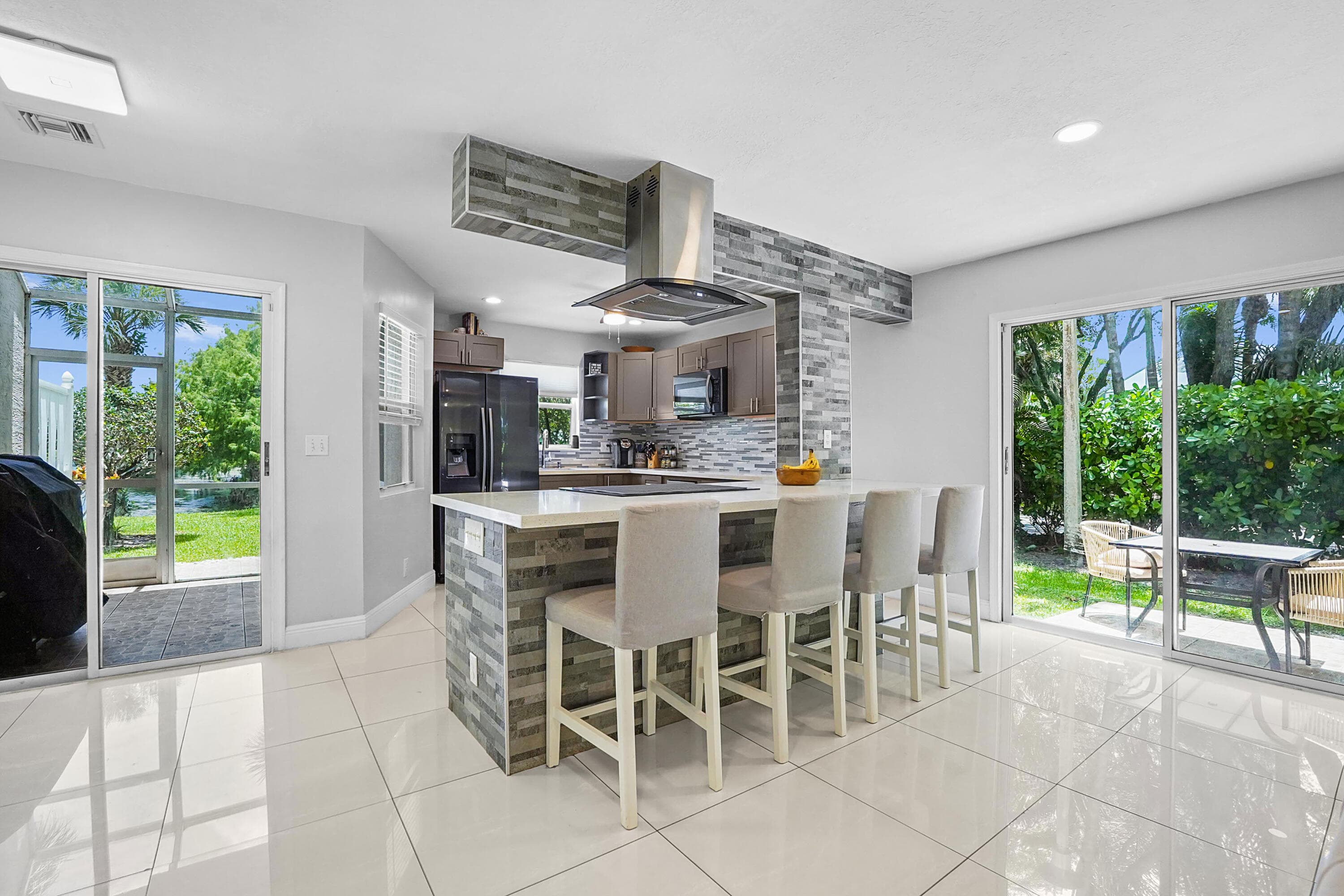 110 Crosswinds Drive, Greenacres, FL 33413 6