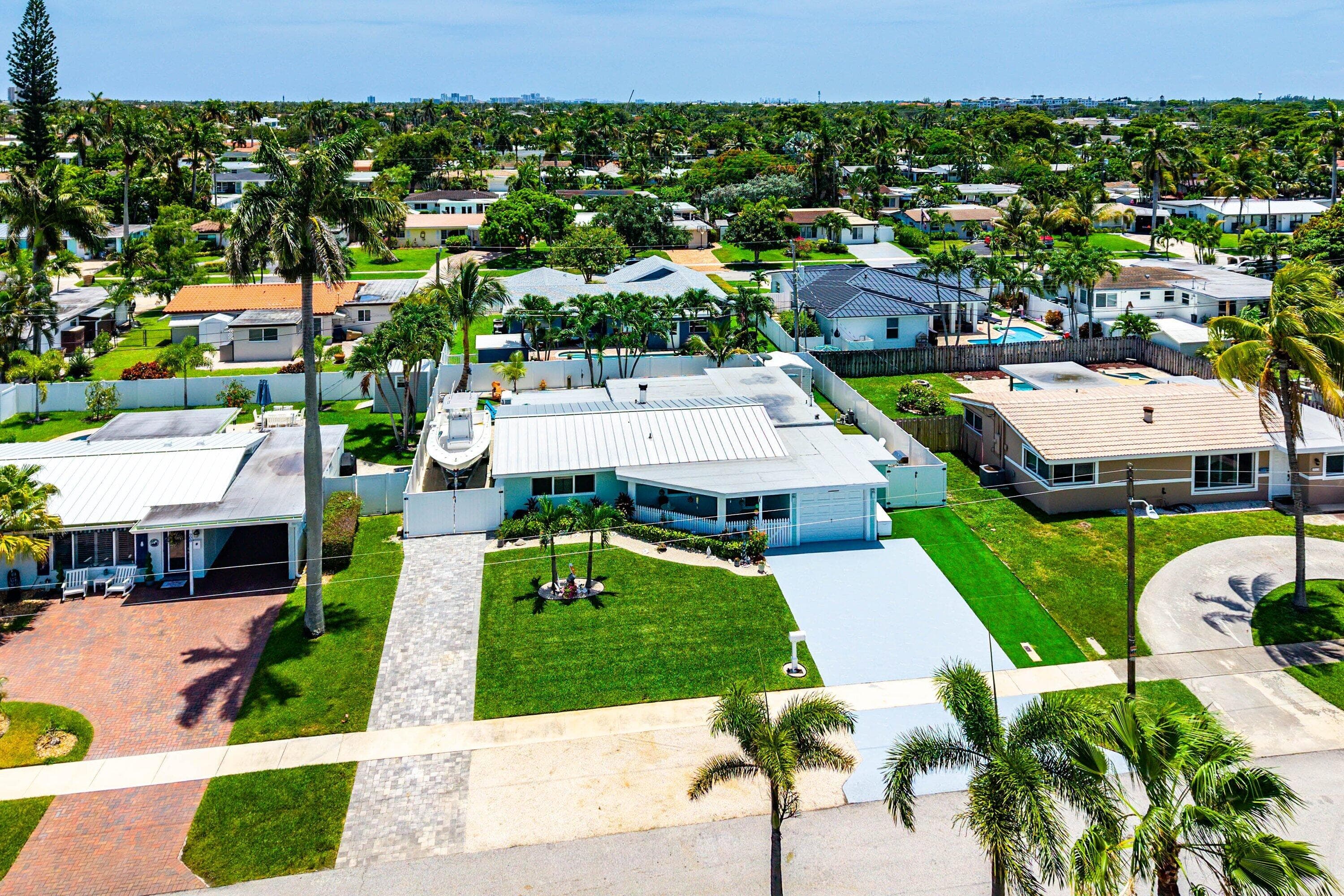 904 SE 15th Court, Deerfield Beach, FL 33441 52
