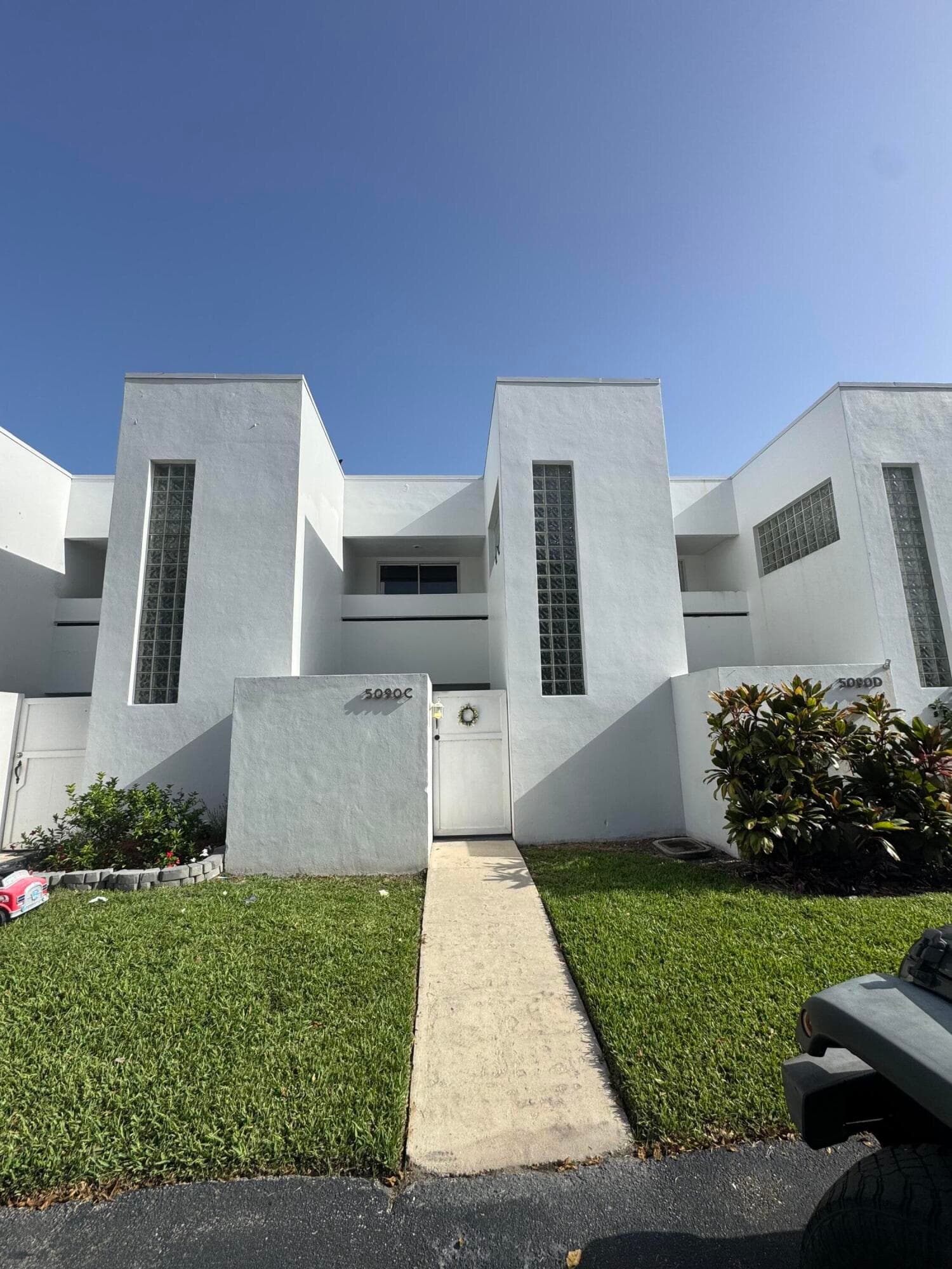 5090 ELMHURST Road C, West Palm Beach, FL 33417