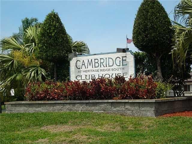8020 SE Shenandoah Drive, Hobe Sound, FL 33455 2