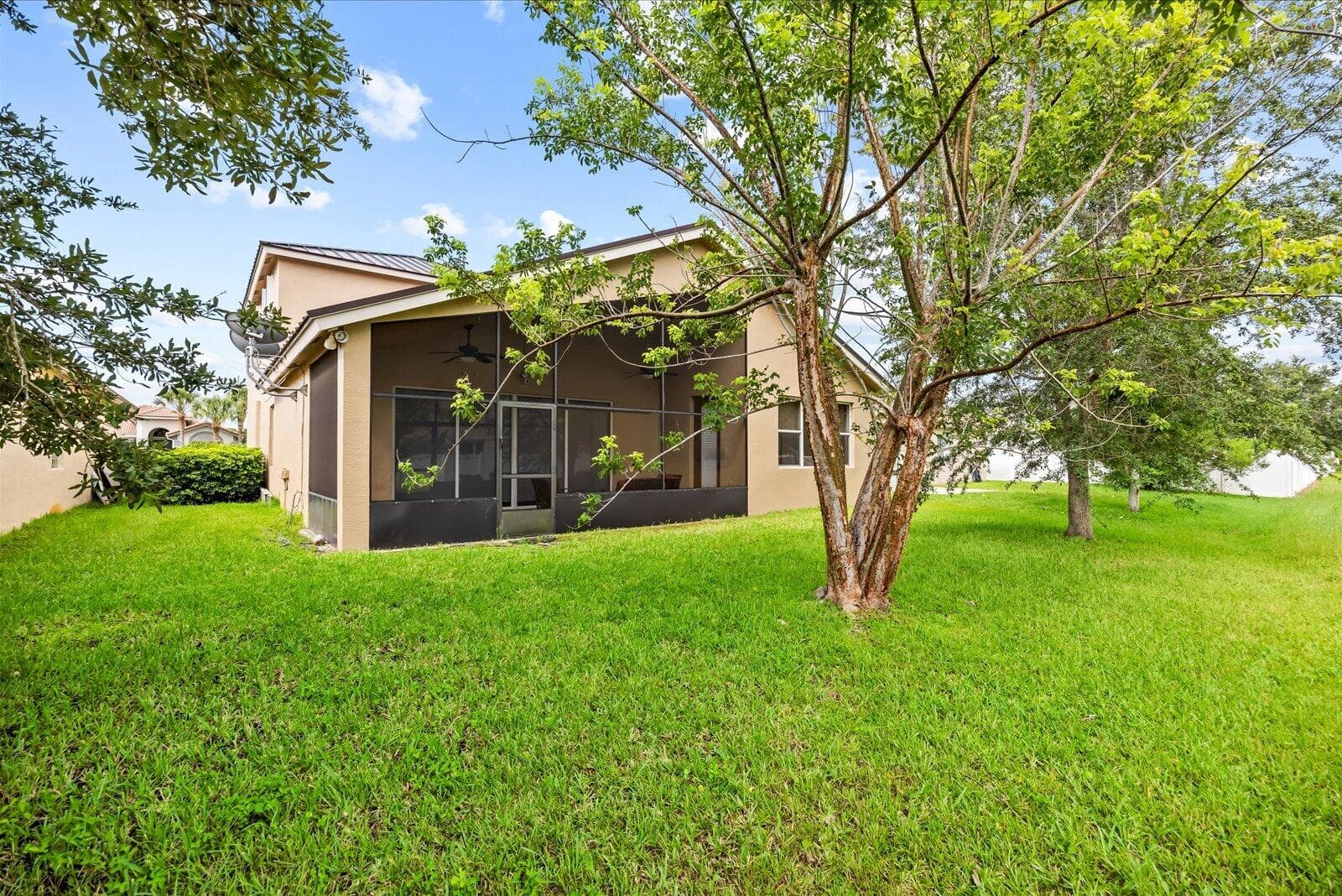 2166 SW NEWPORT ISLES Boulevard, Port St. Lucie, FL 34953 45