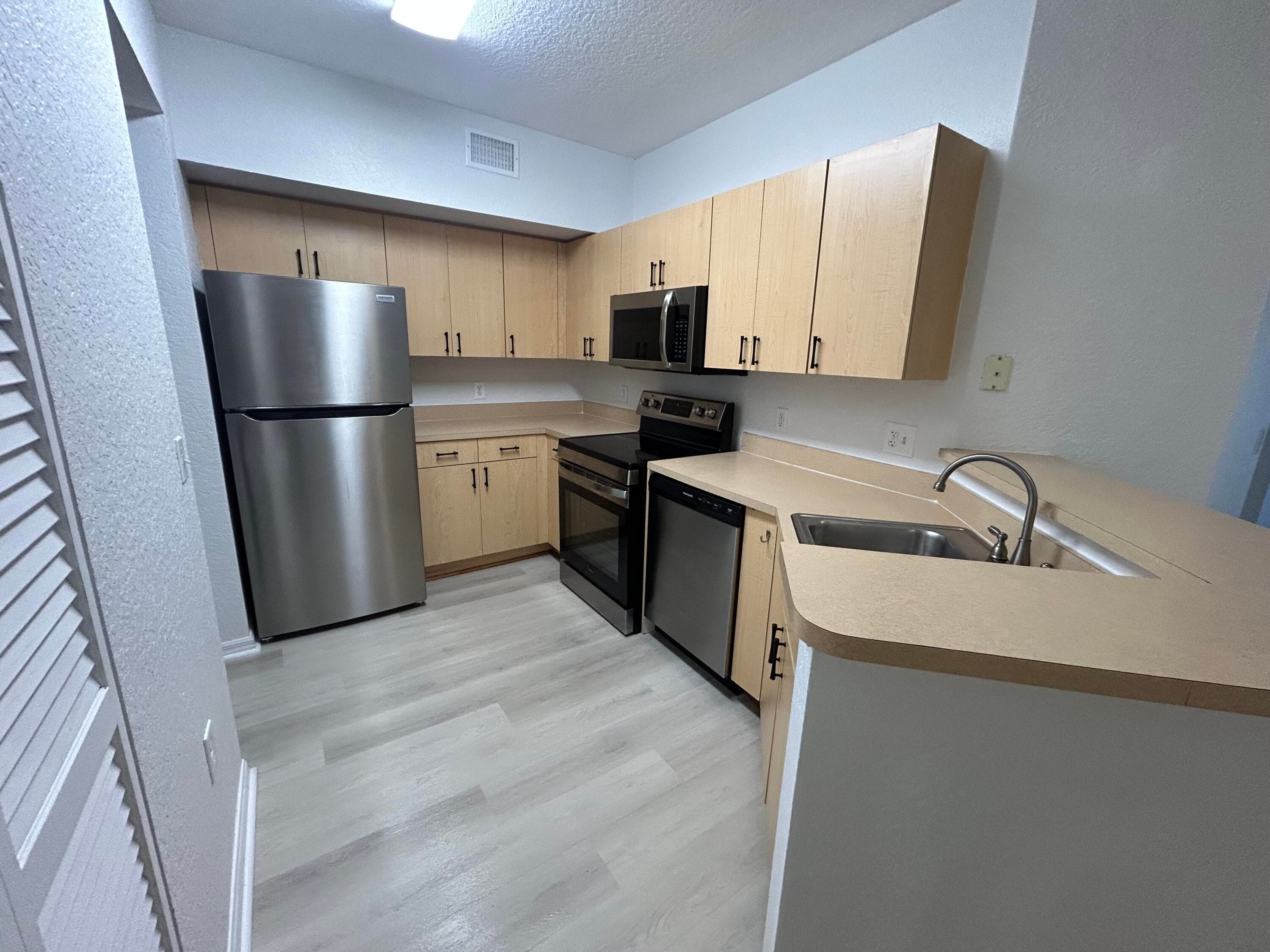 2202 Belmont Lane 2202, North Lauderdale, FL 33068 2