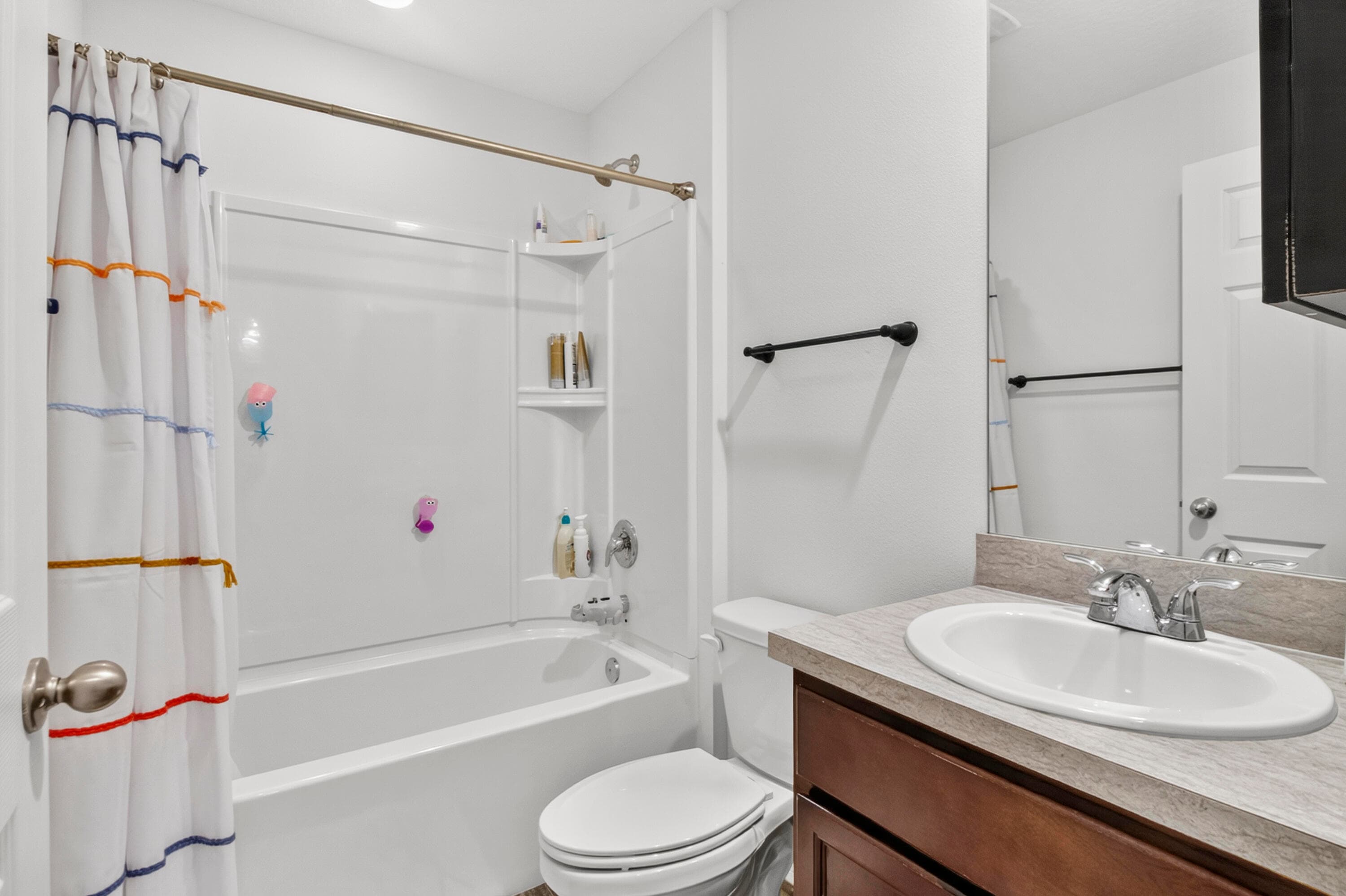 2033 SW Leafy Road, Port St. Lucie, FL 34953 24