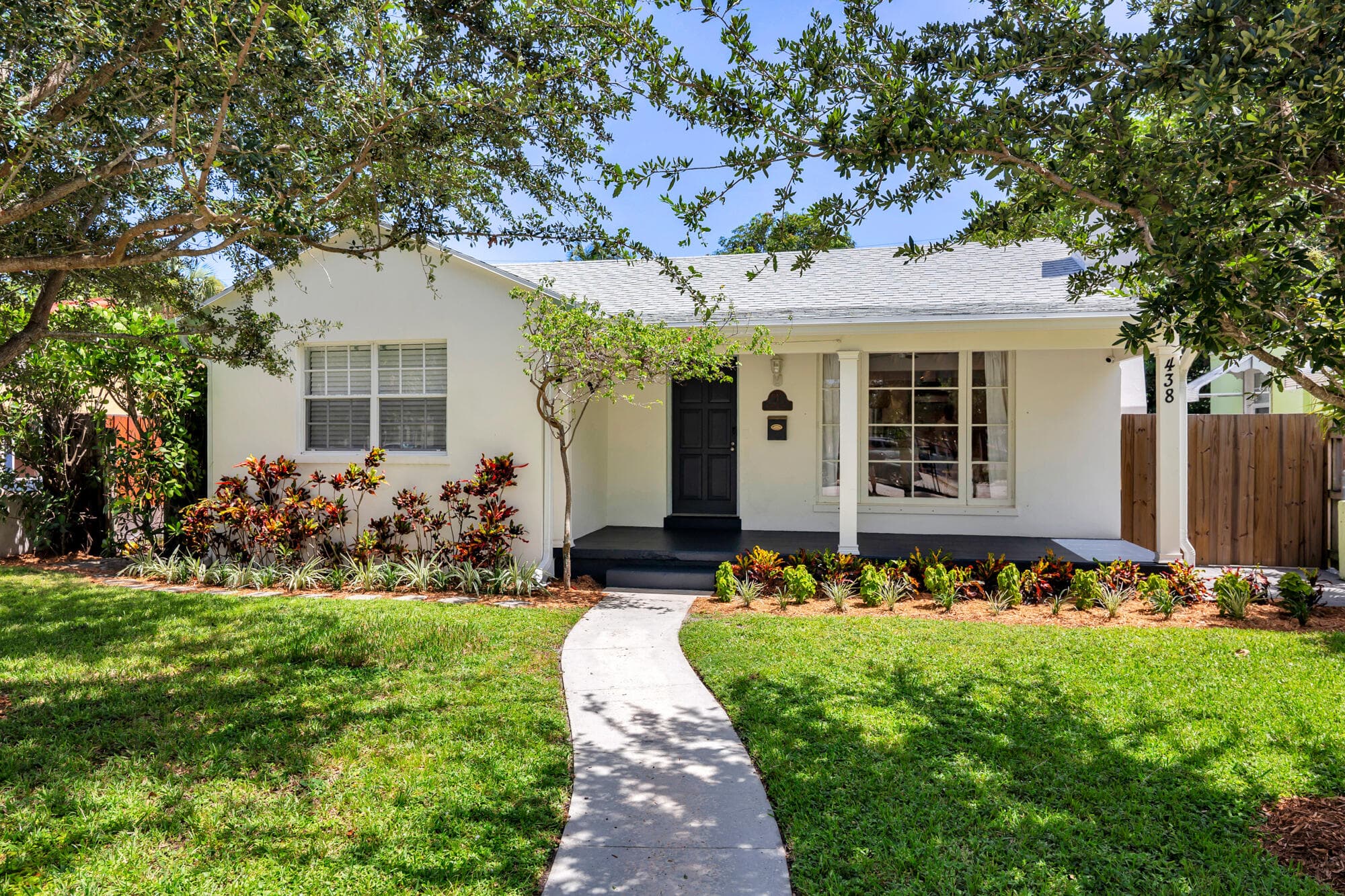 438 38th Street, West Palm Beach, FL 33407 2