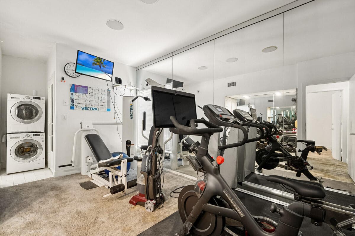 1343 Ponce De Leon Drive, Fort Lauderdale, FL 33316 13
