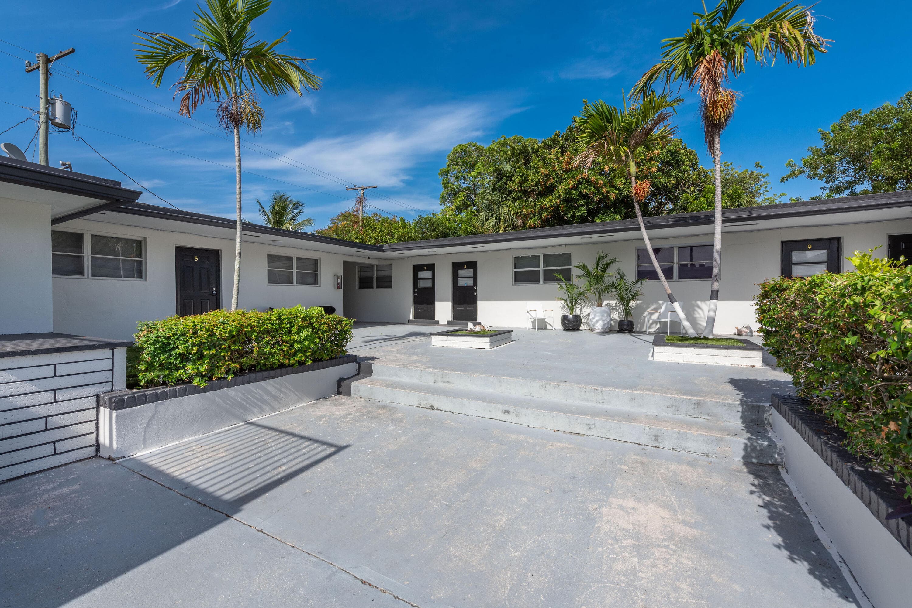 1826 Sherman Street 15, Hollywood, FL 33020 11