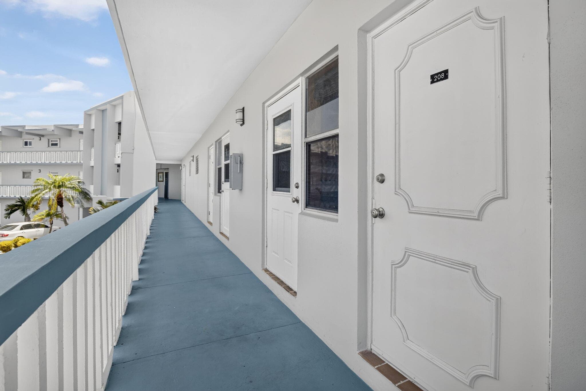 2200 PARK Lane 208, Hollywood, FL 33021 4