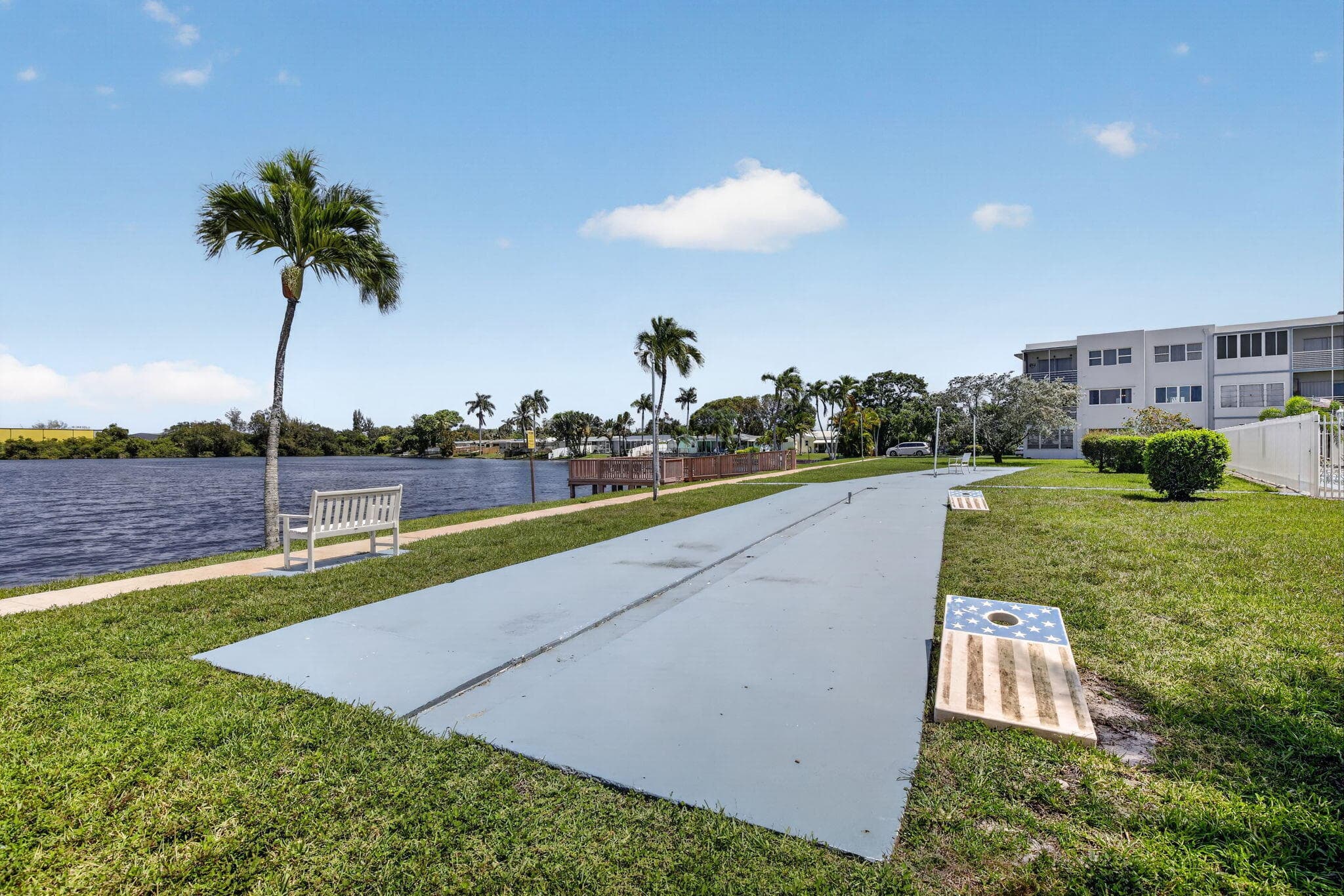 2200 PARK Lane 208, Hollywood, FL 33021 35