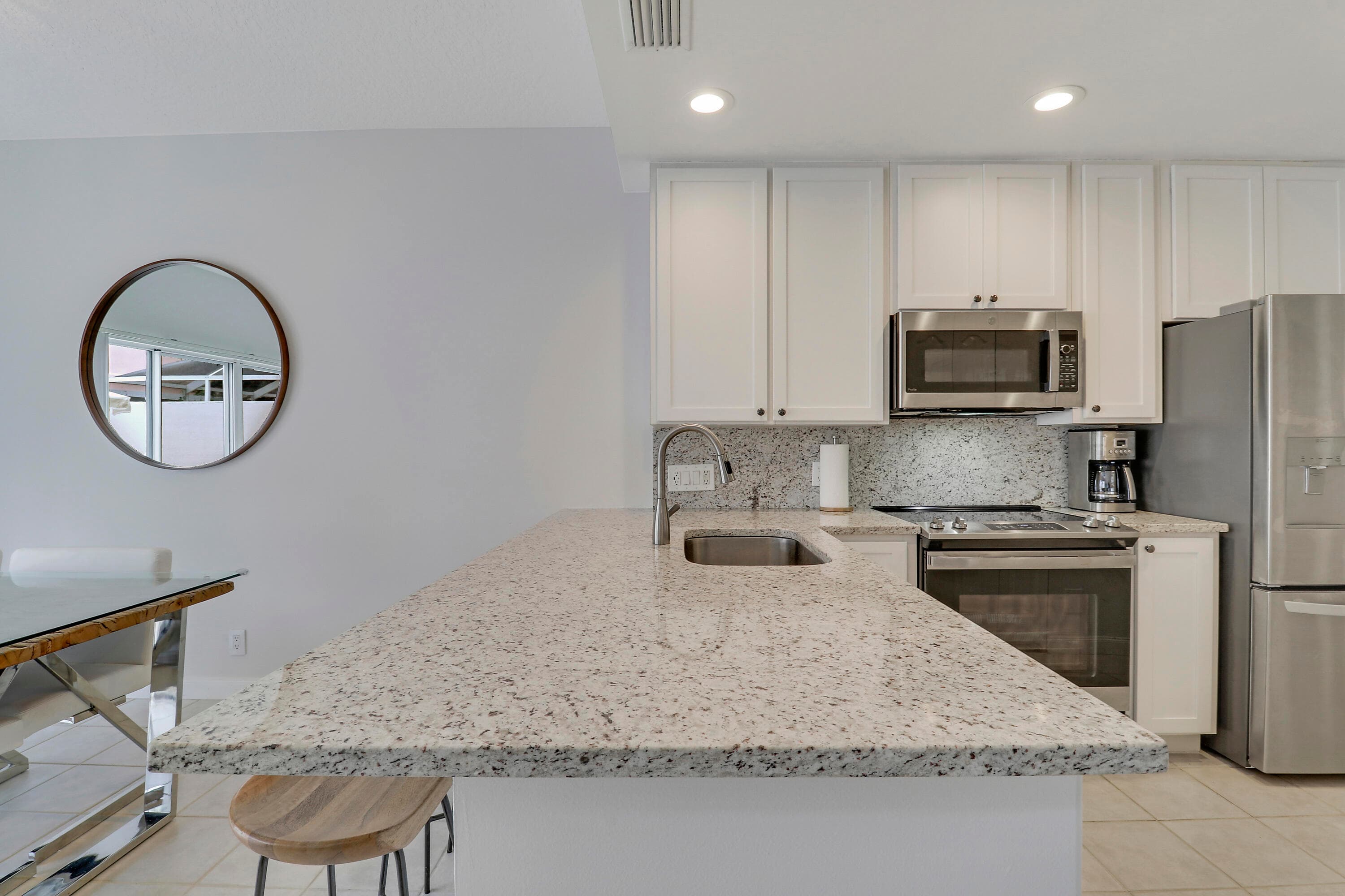 73 Laurel Oaks Circle, Jupiter, FL 33469 33