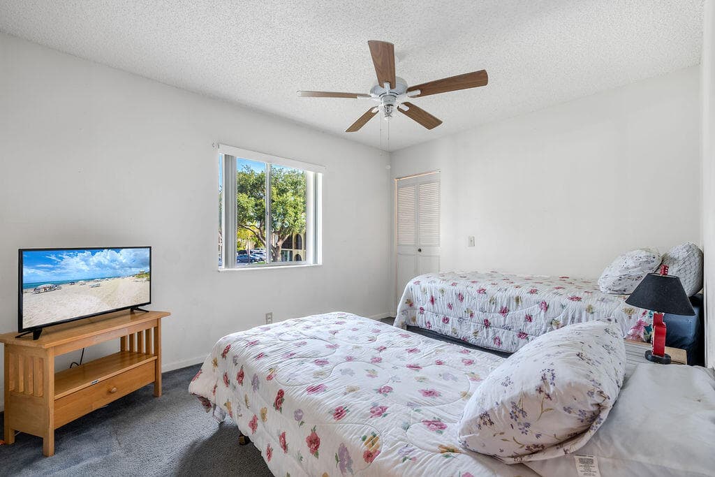 141 Lake Pine Circle A-2, Greenacres, FL 33463 9