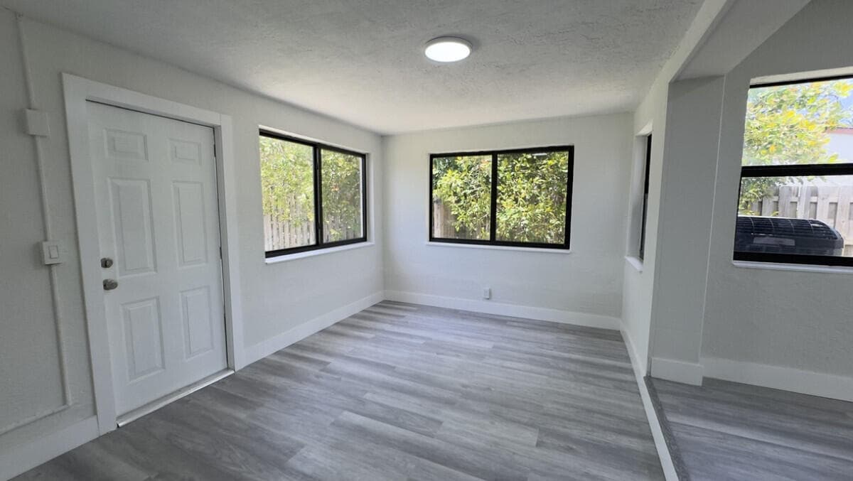 235 SW 21st Way, Fort Lauderdale, FL 33312 12