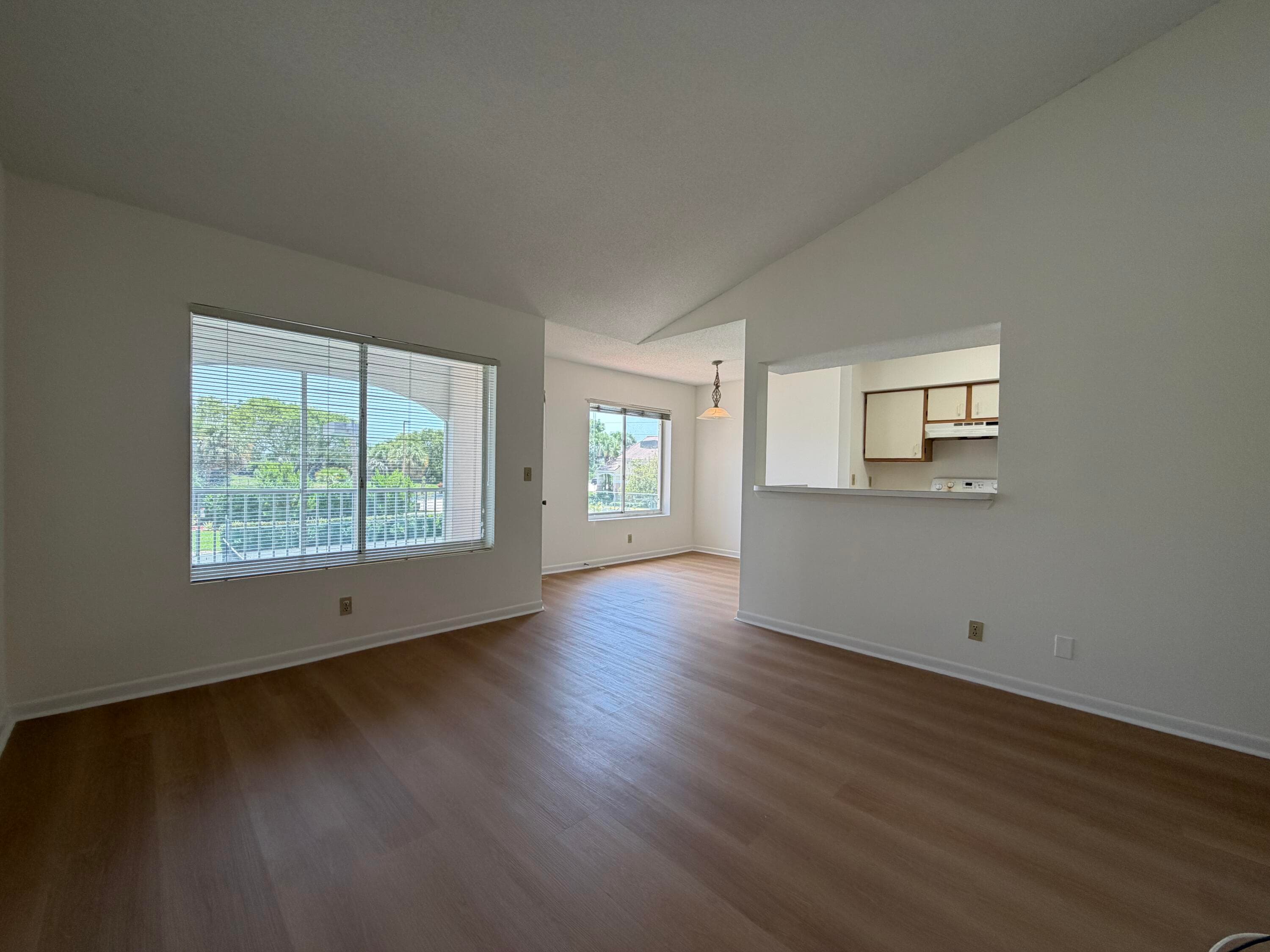 815 W Boynton Beach Boulevard 12-203, Boynton Beach, FL 33426 2