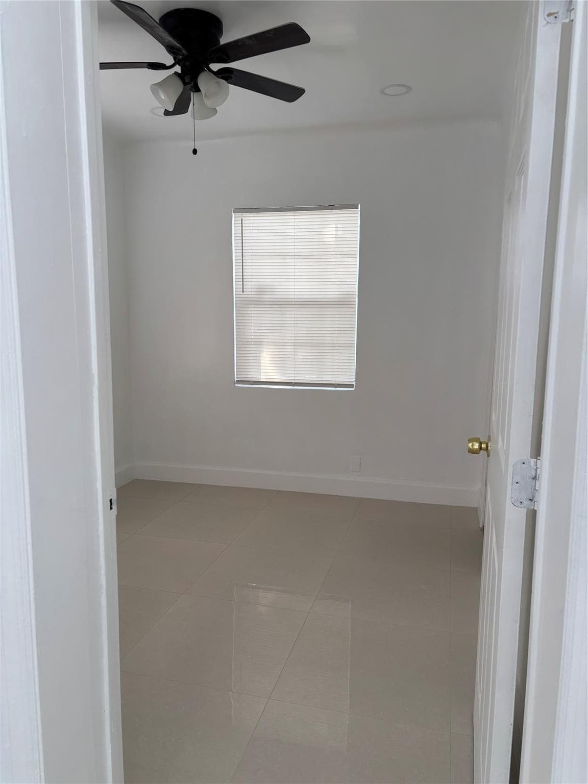 5635 GRANT Street, Hollywood, FL 33021 12