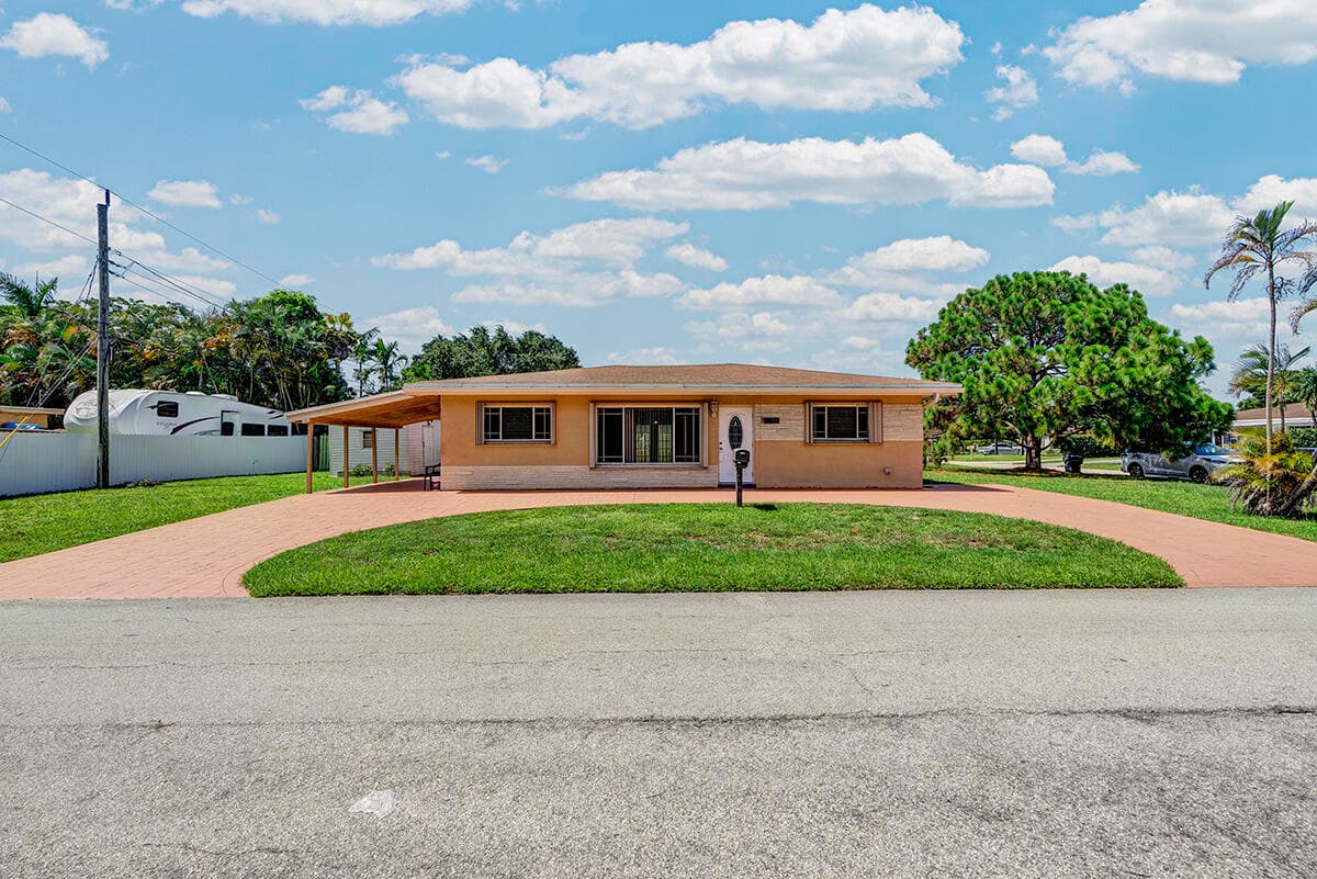 2100 N 57TH Avenue, Hollywood, FL 33021 38