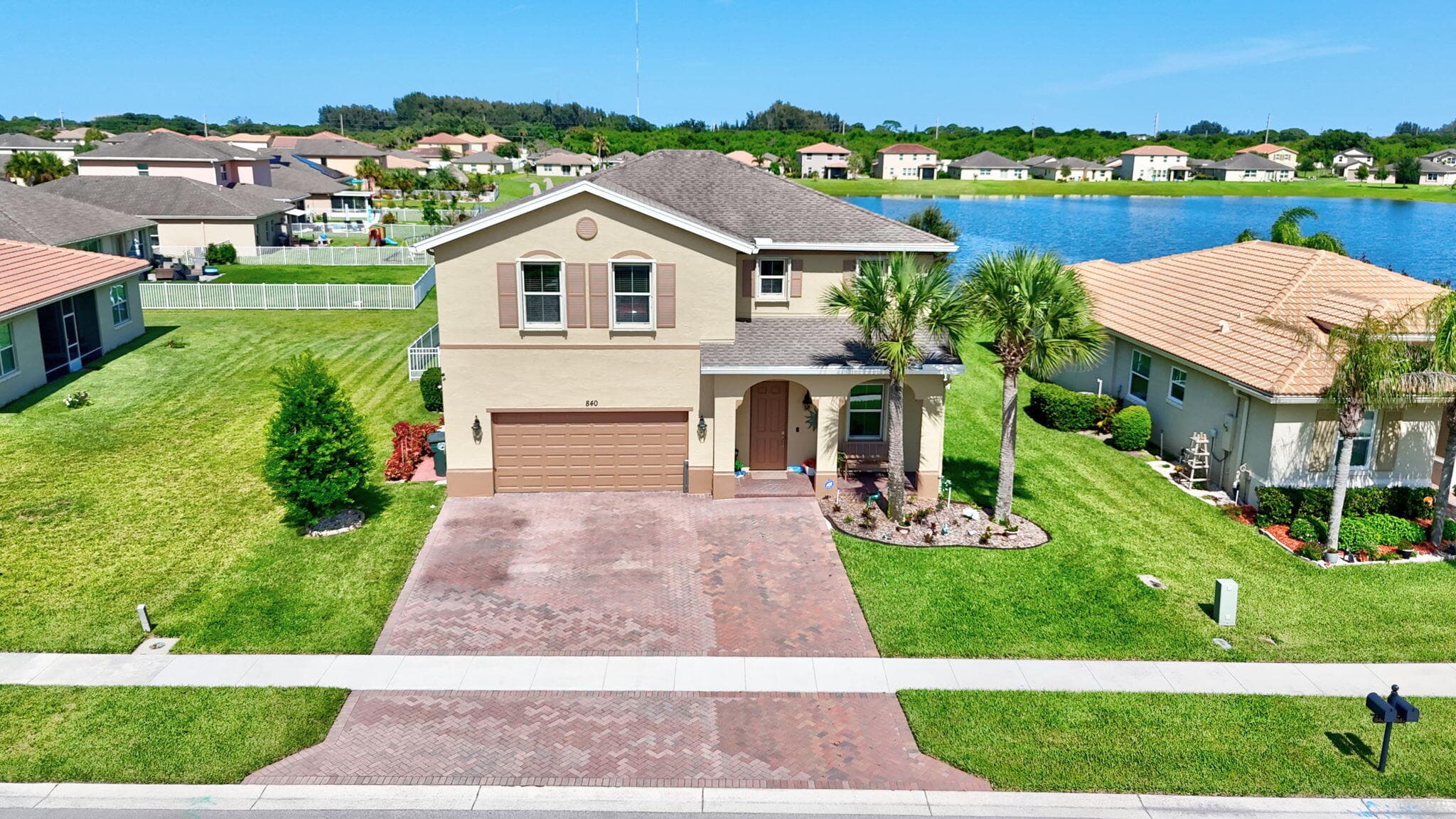 840 Gairloch Lane, Fort Pierce, FL 34947 2