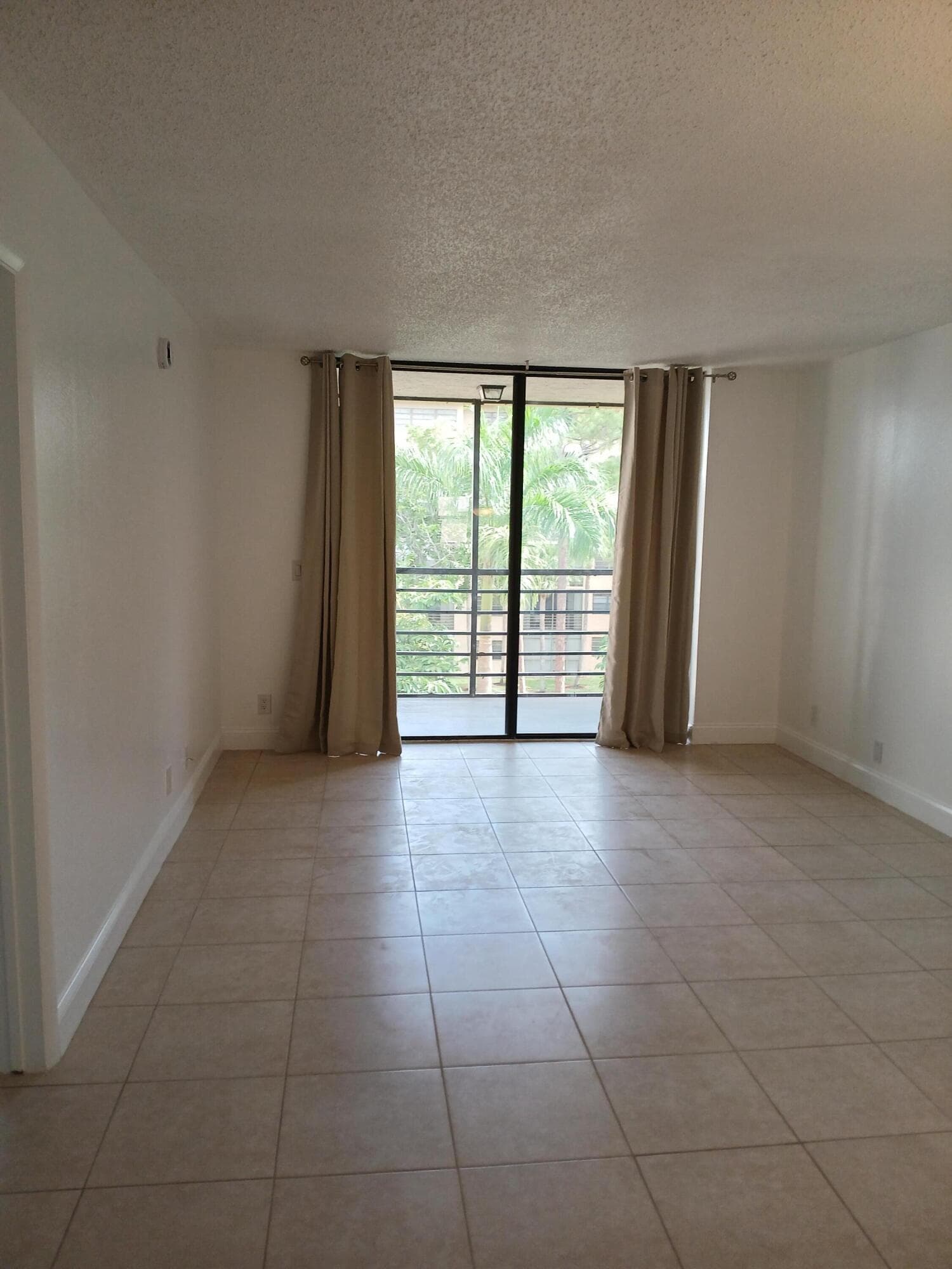 4760 LUCERNE LAKES Boulevard W 405, Lake Worth, FL 33467 14