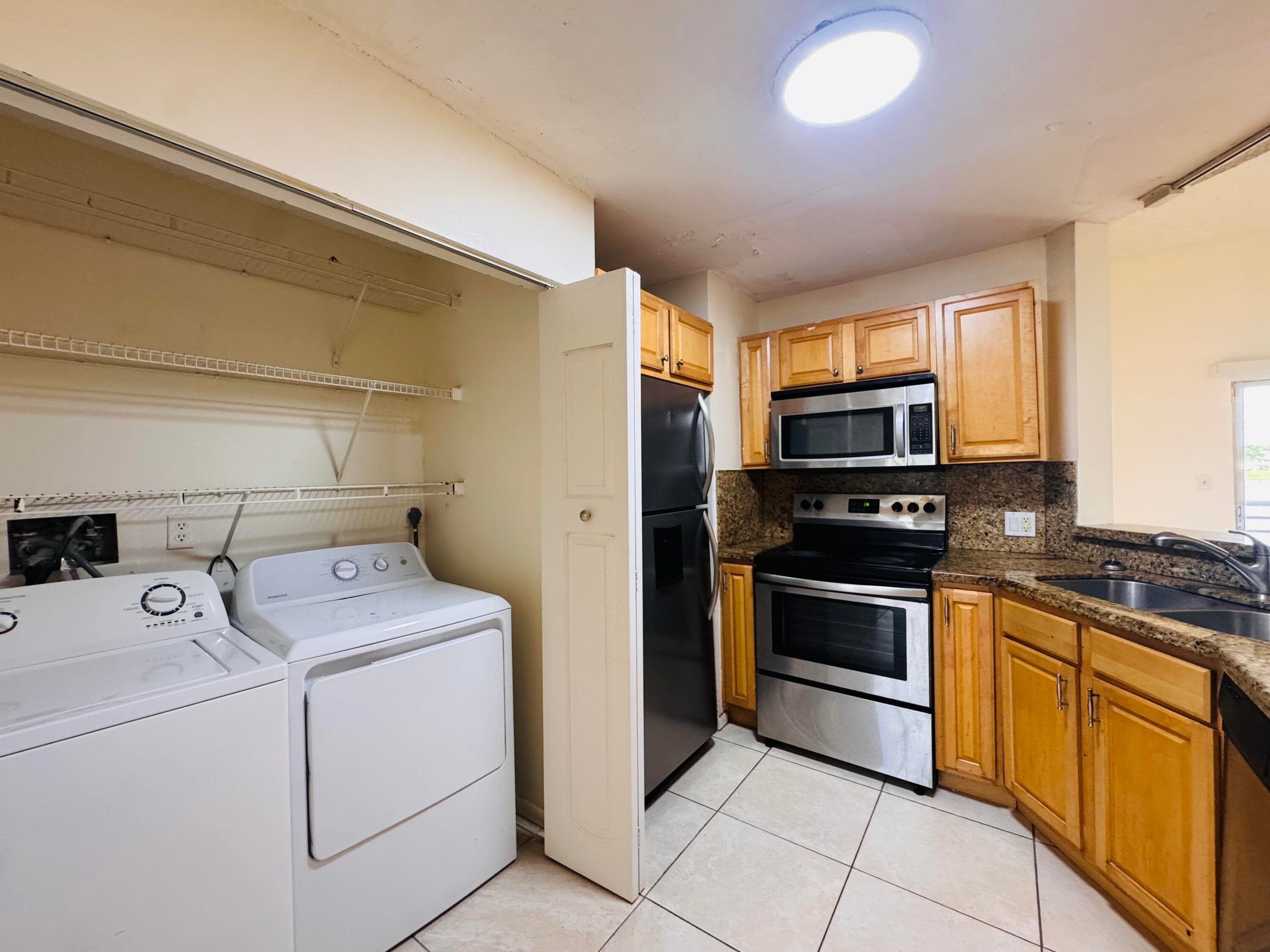 3409 NW 44TH Street 205, Oakland Park, FL 33309 23