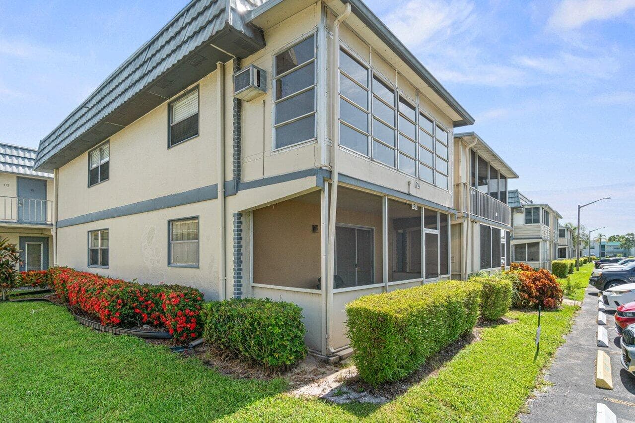 690 BRITTANY O, Delray Beach, FL 33446 21