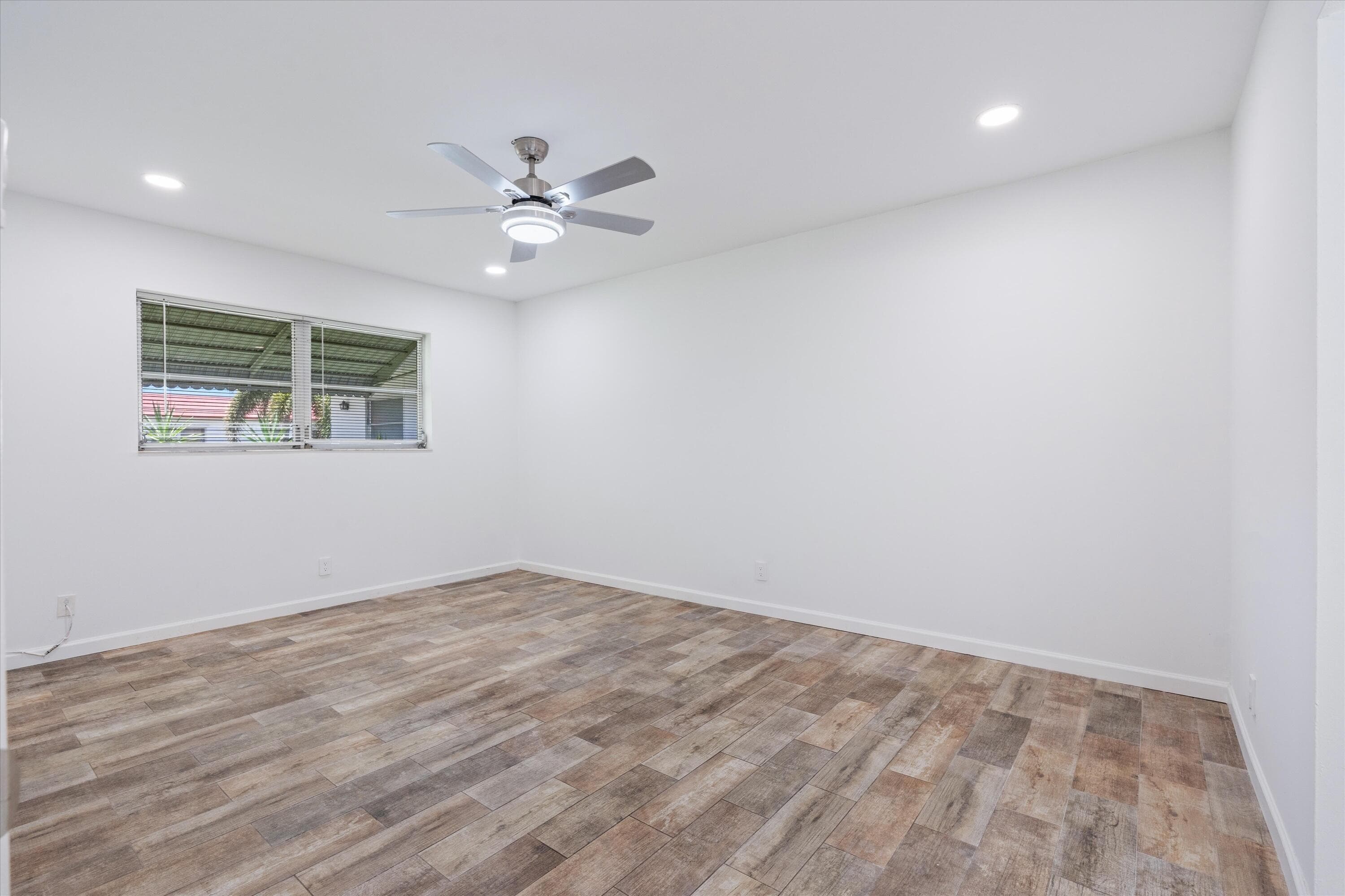 899 SE 2ND Avenue 203, Deerfield Beach, FL 33441 13