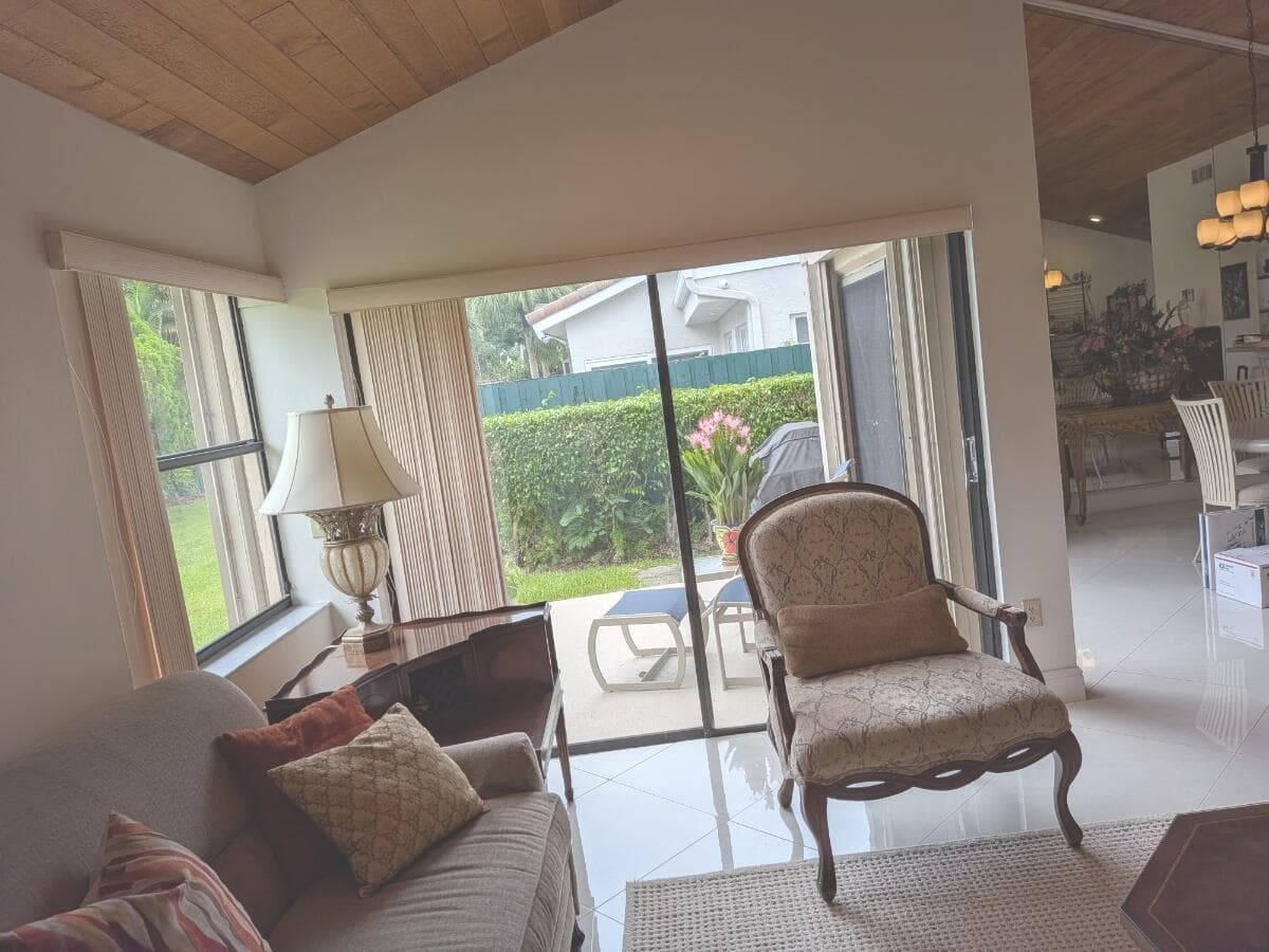 20852 Vía Madeira, Boca Raton, FL 33433 9