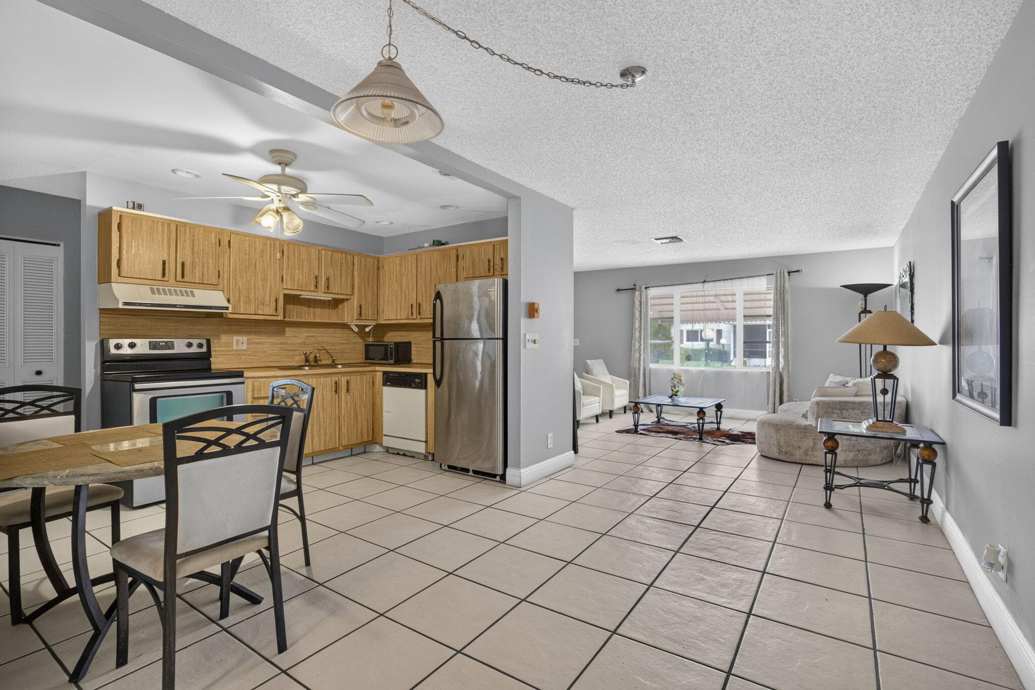 5337 BELLEVILLE Road, West Palm Beach, FL 33417 22