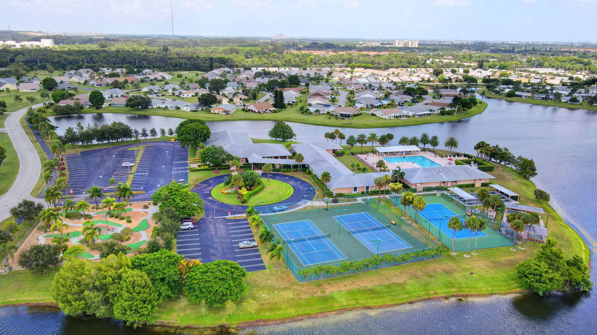 5337 BELLEVILLE Road, West Palm Beach, FL 33417 52