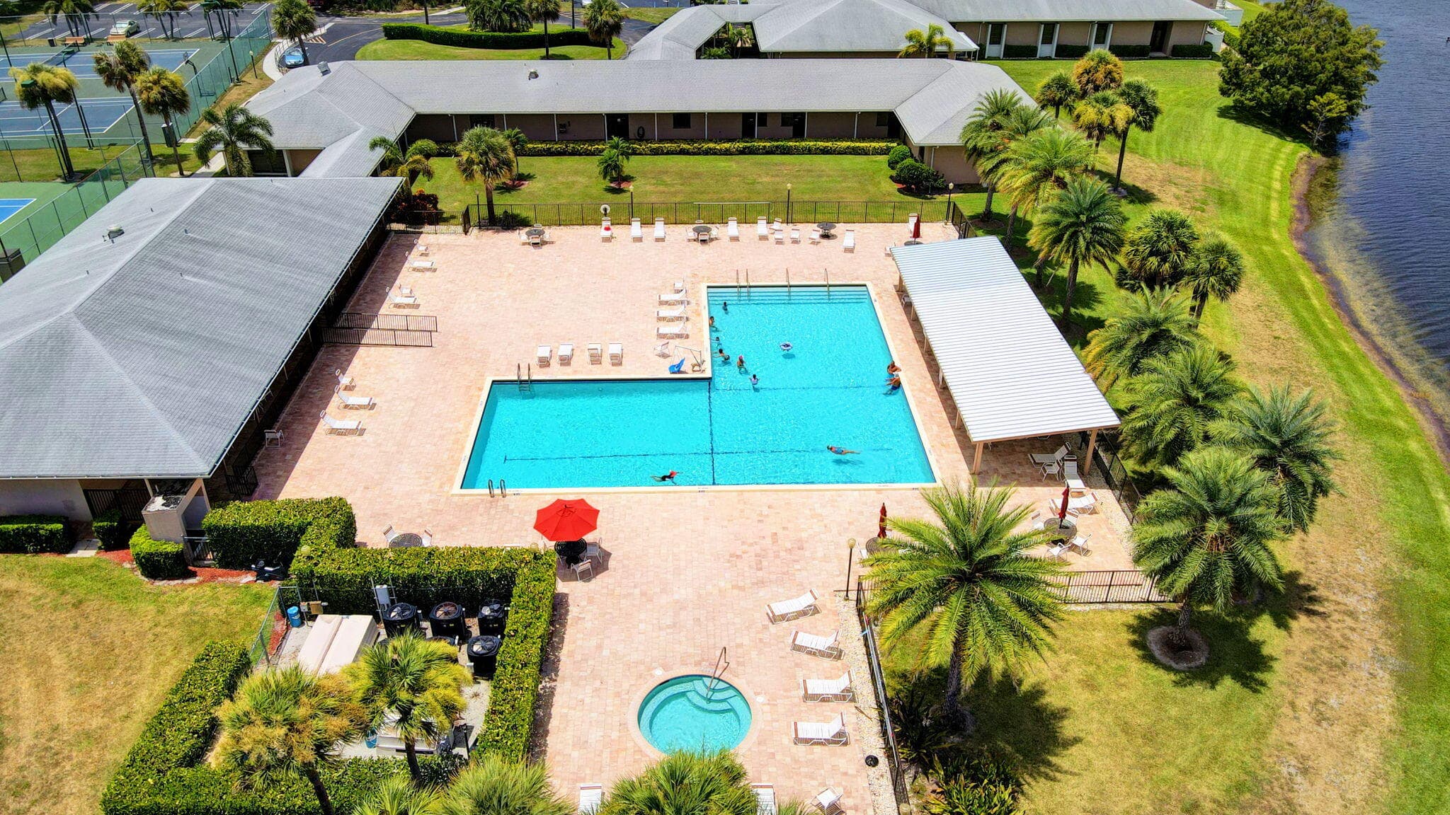 5337 BELLEVILLE Road, West Palm Beach, FL 33417 56