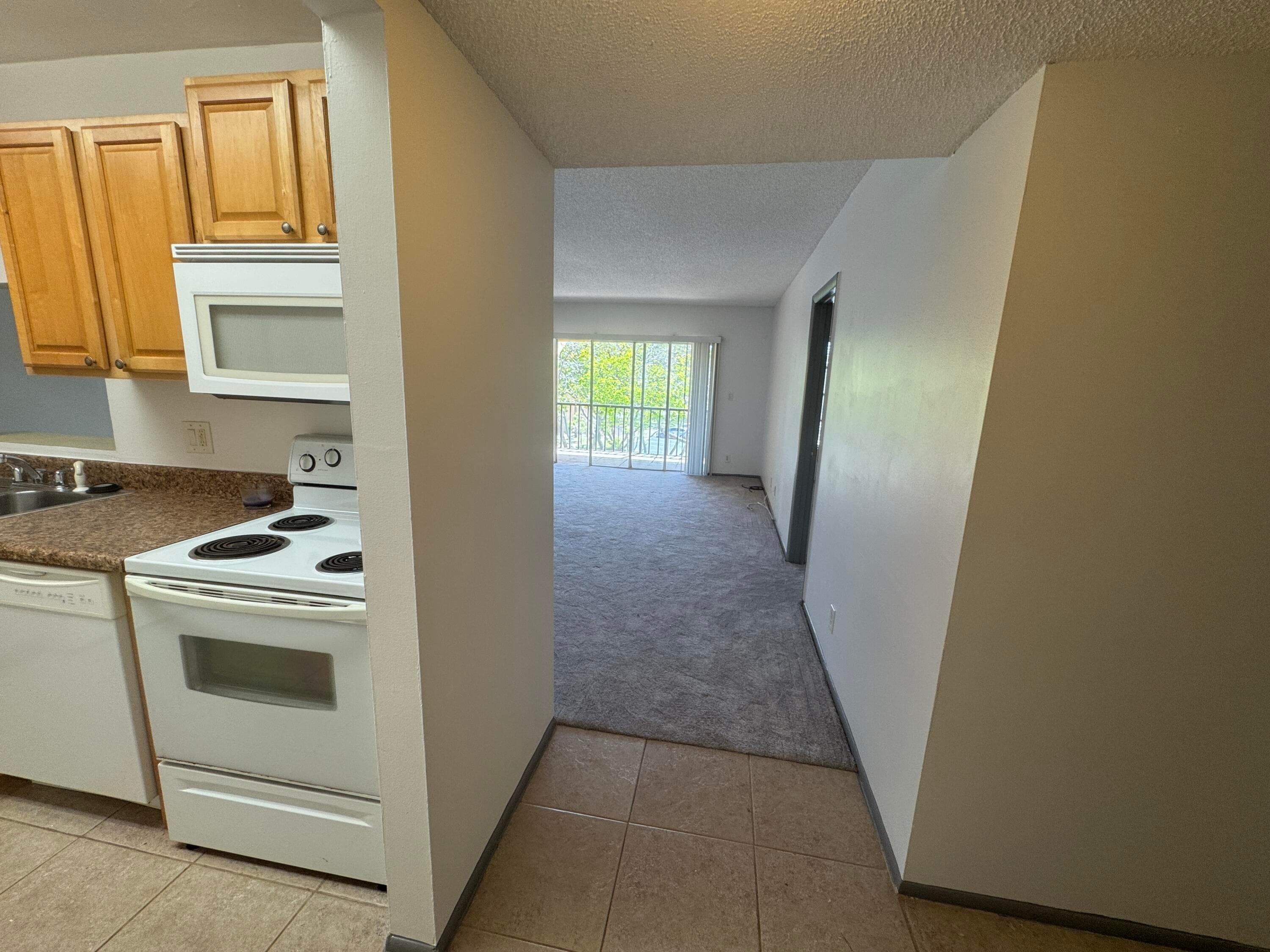 450 NW 20th Street, Boca Raton, FL 33431 3