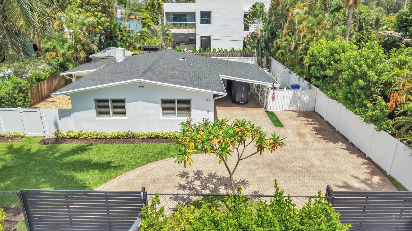 1321 CORDOVA Road, Fort Lauderdale, FL 33316 2