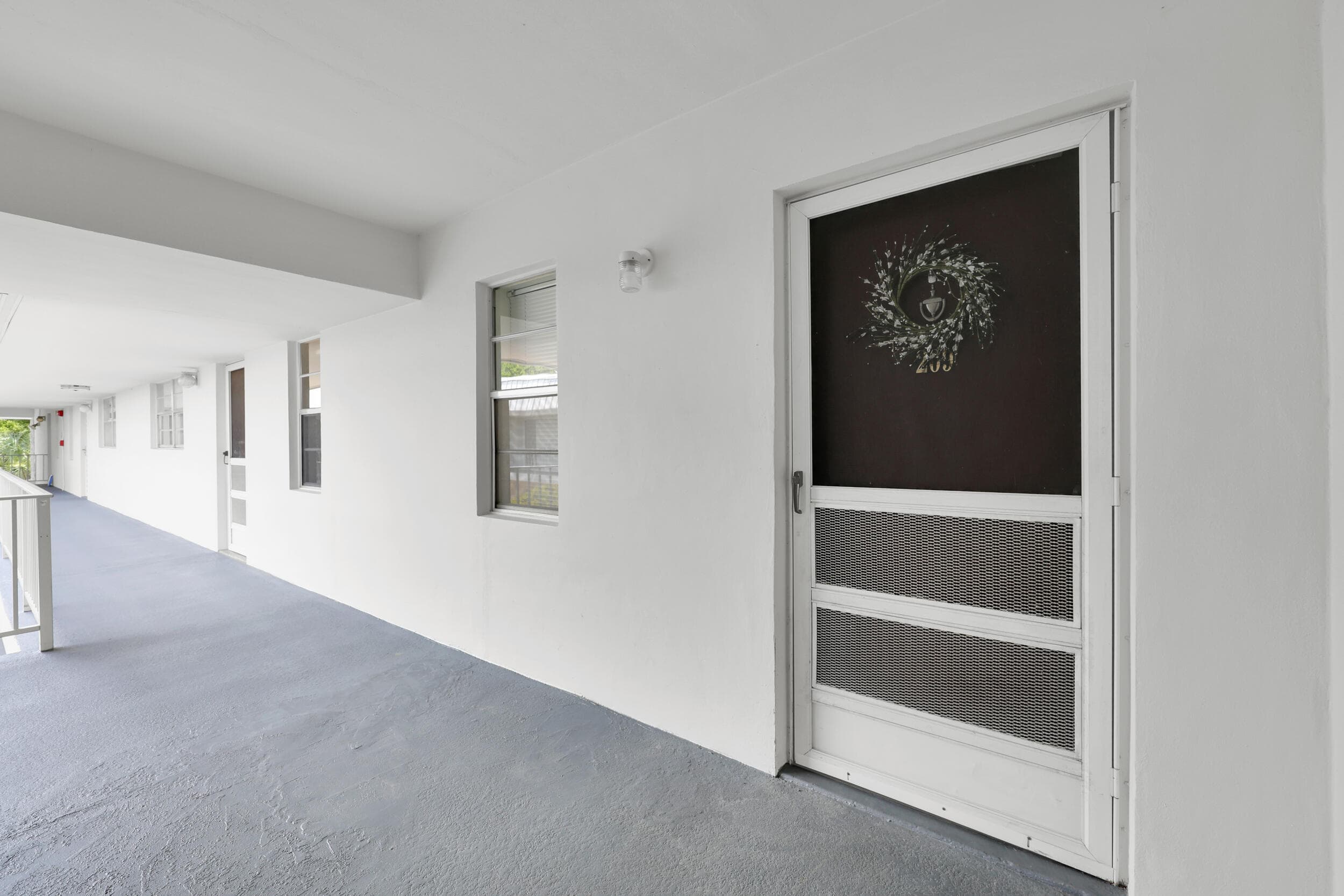 2302 Sunrise Boulevard BLG 1, 209, Fort Pierce, FL 34982 3