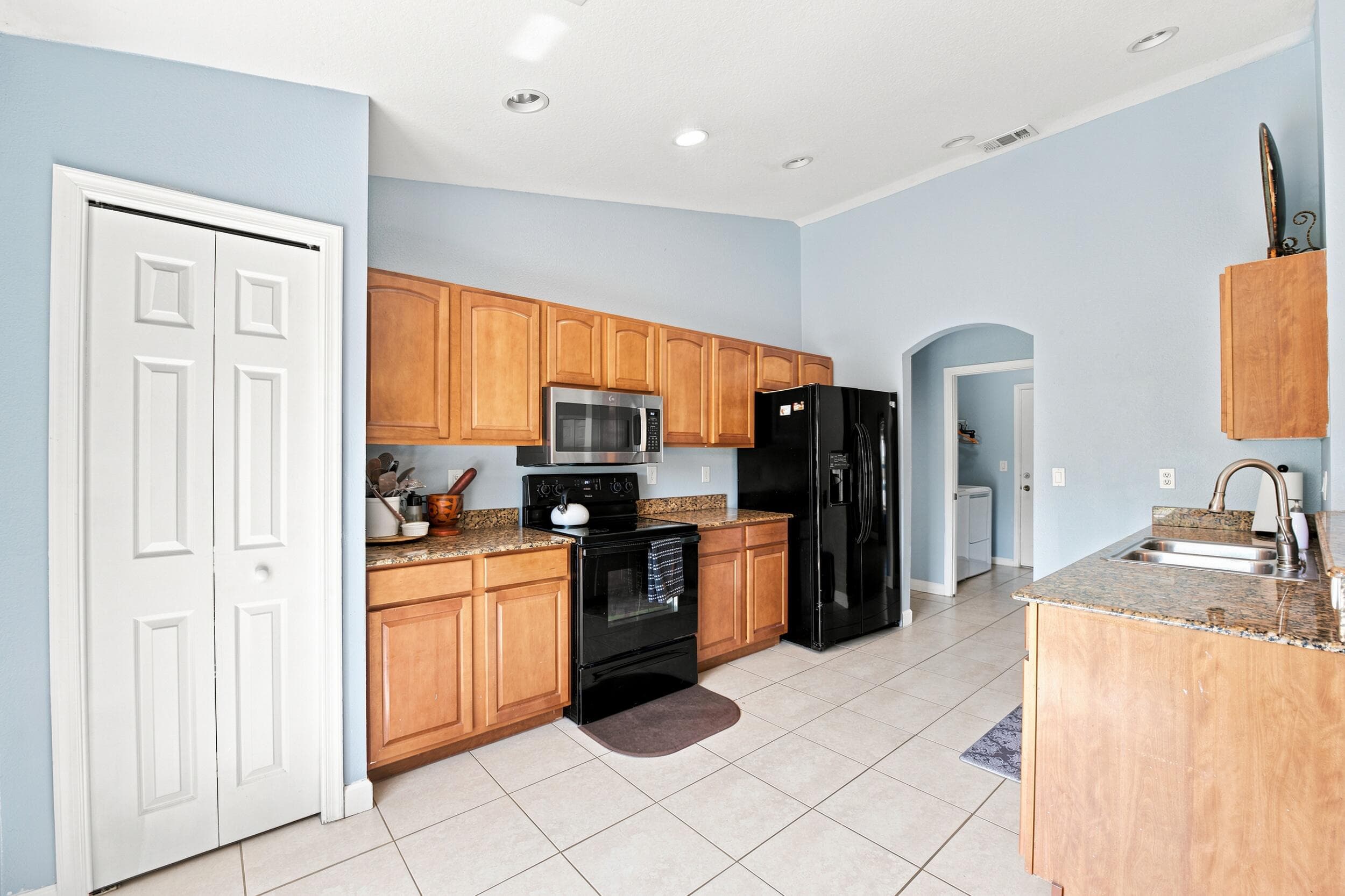 2674 SW ABELARD Street, Port St. Lucie, FL 34953 18