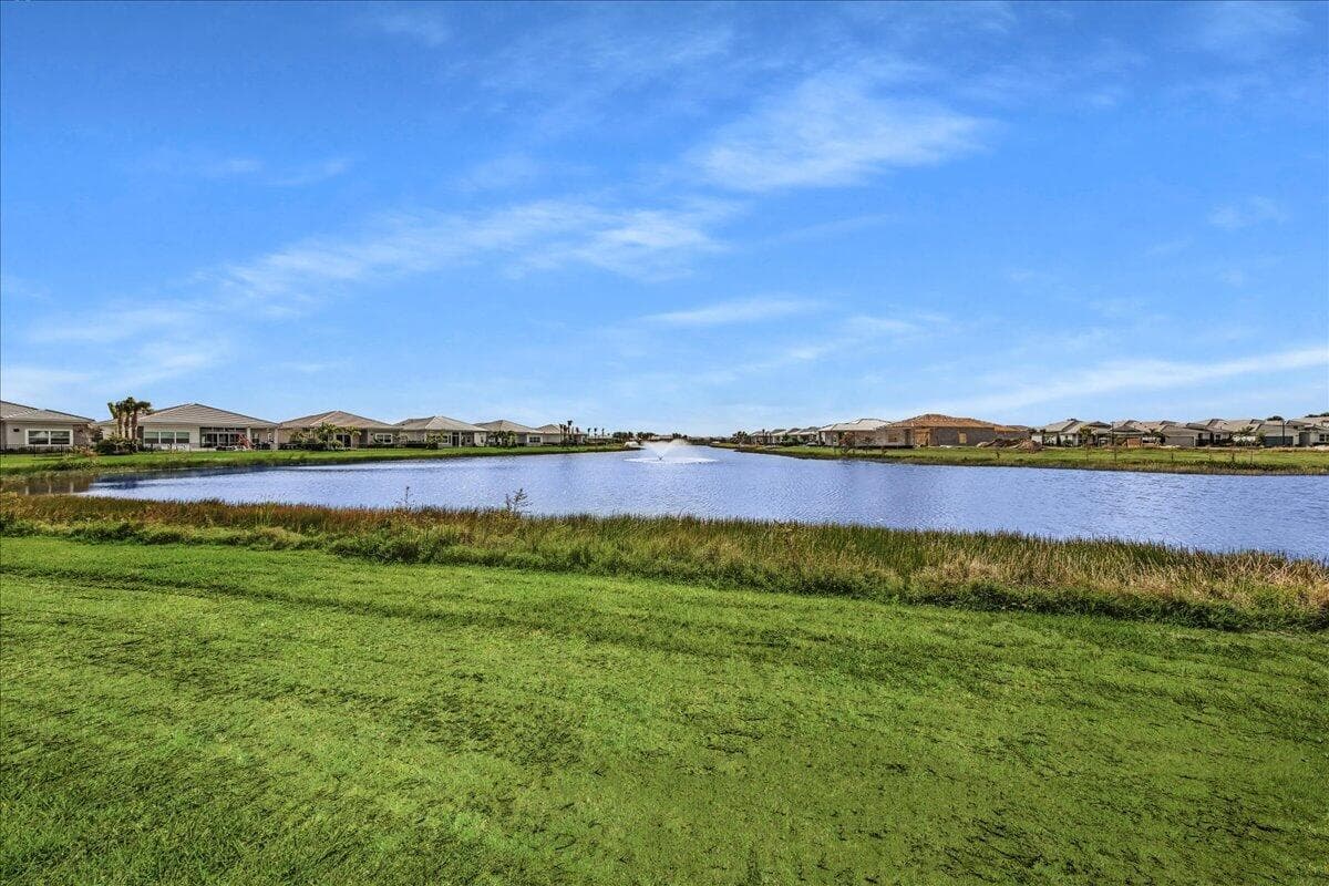 10161 TIMBER CREEK Way, Palm Beach Gardens, FL 33412 2