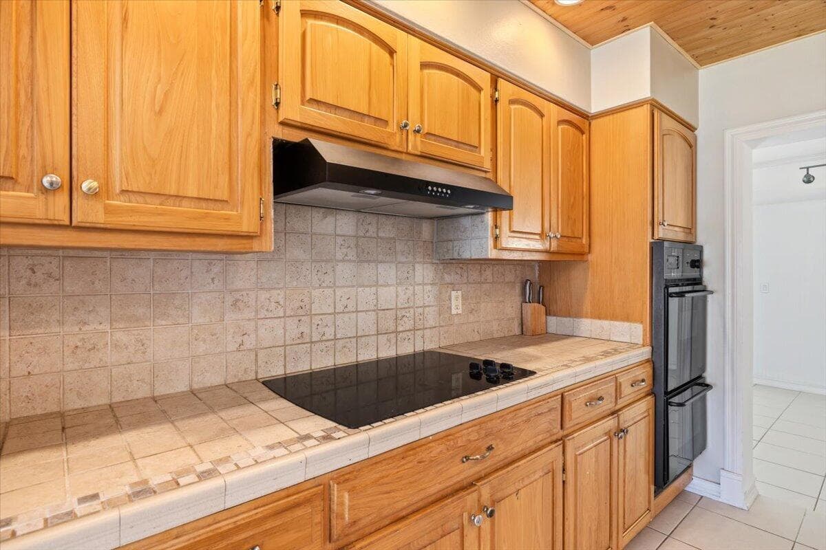 145 18th Avenue, Vero Beach, FL 32962 8