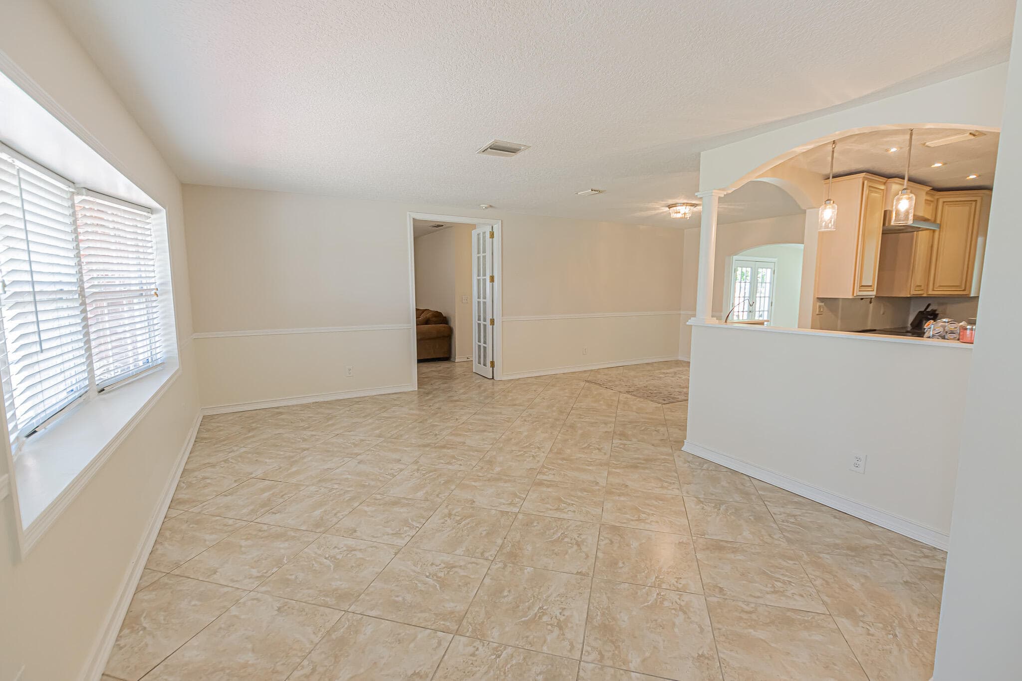 471 SE Lamon Lane, Port St. Lucie, FL 34983 2