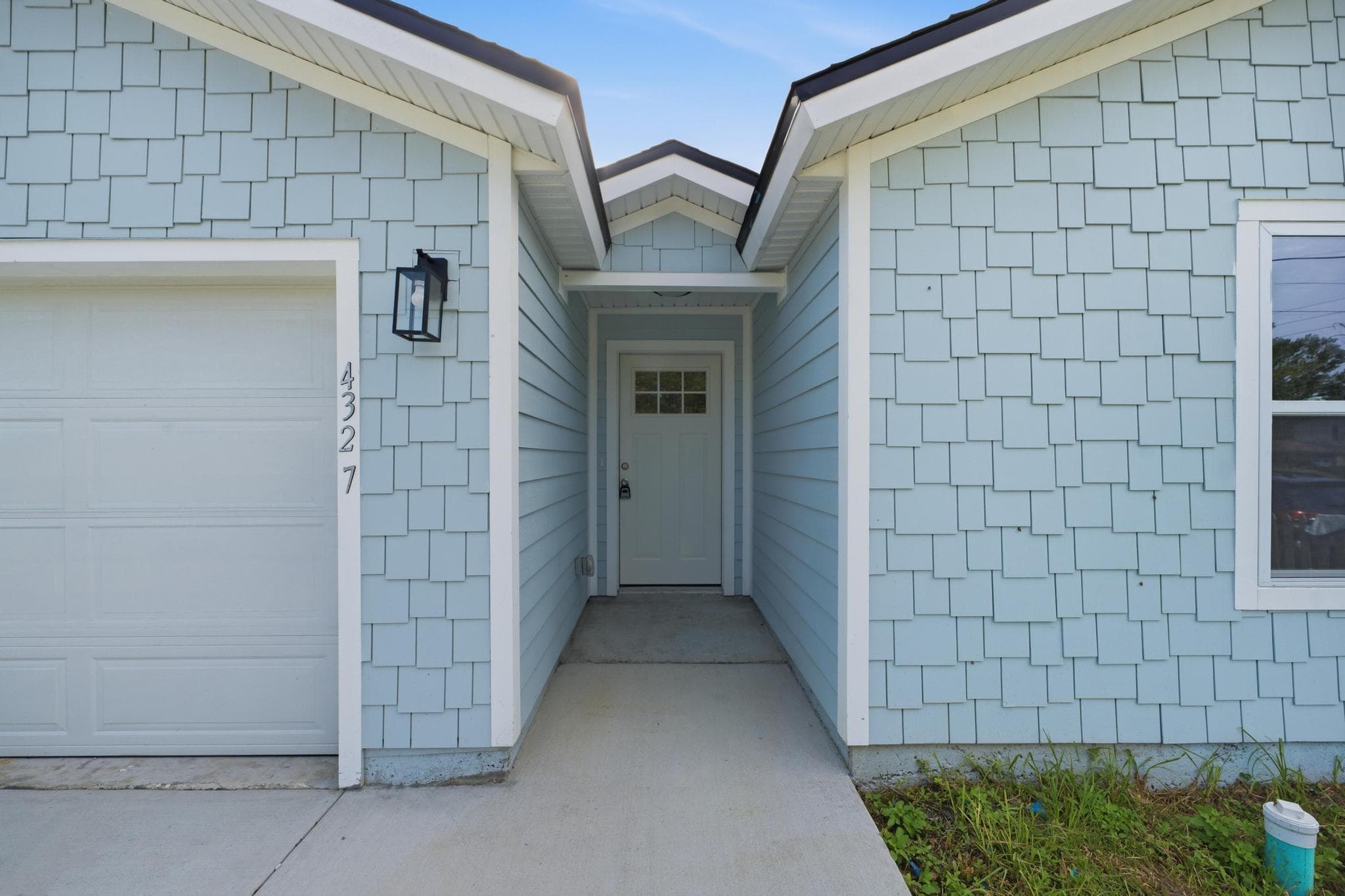 4327 Bessie Circle E, Jacksonville, FL 32209 2
