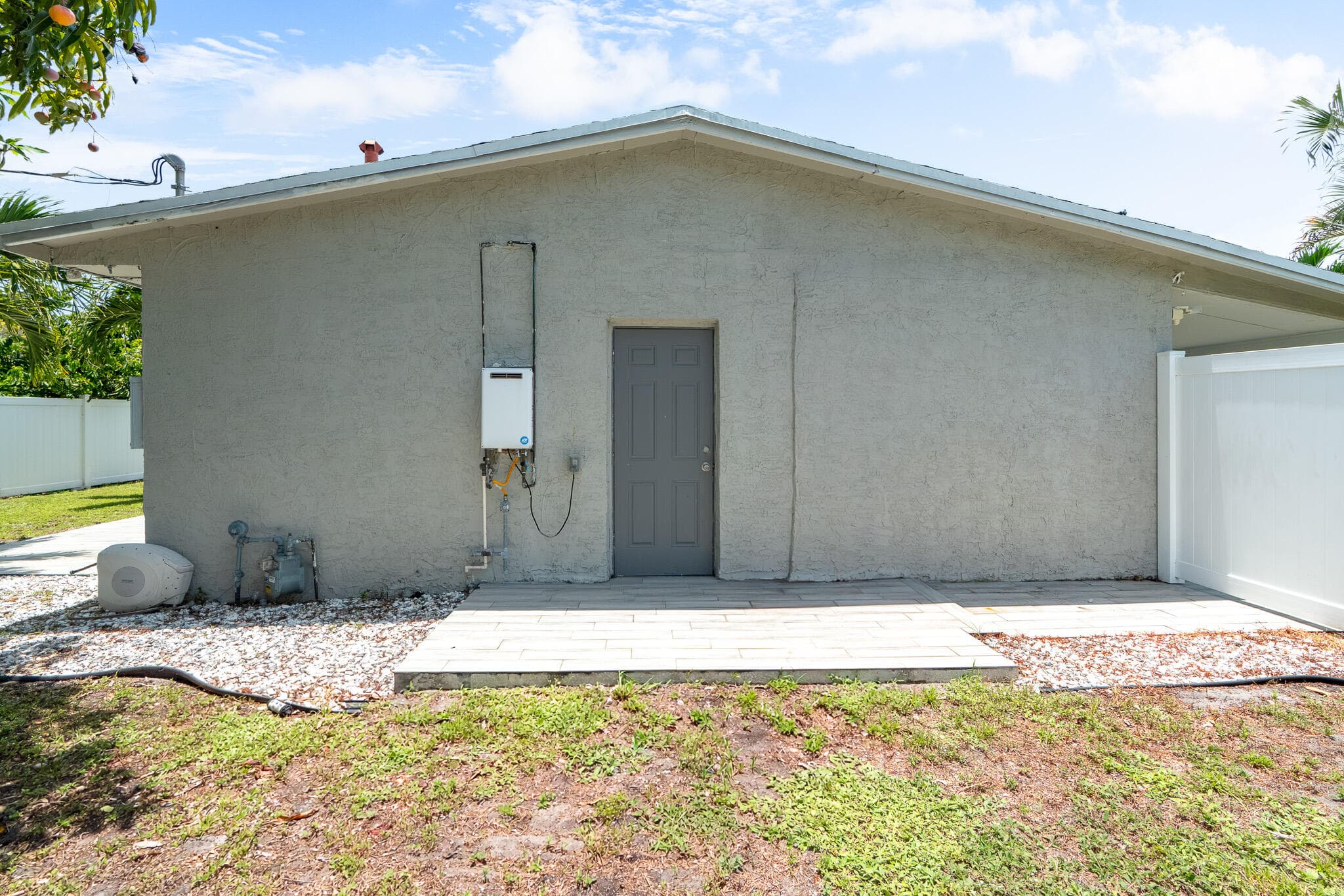 3440 NE 10TH Terrace, Pompano Beach, FL 33064 19