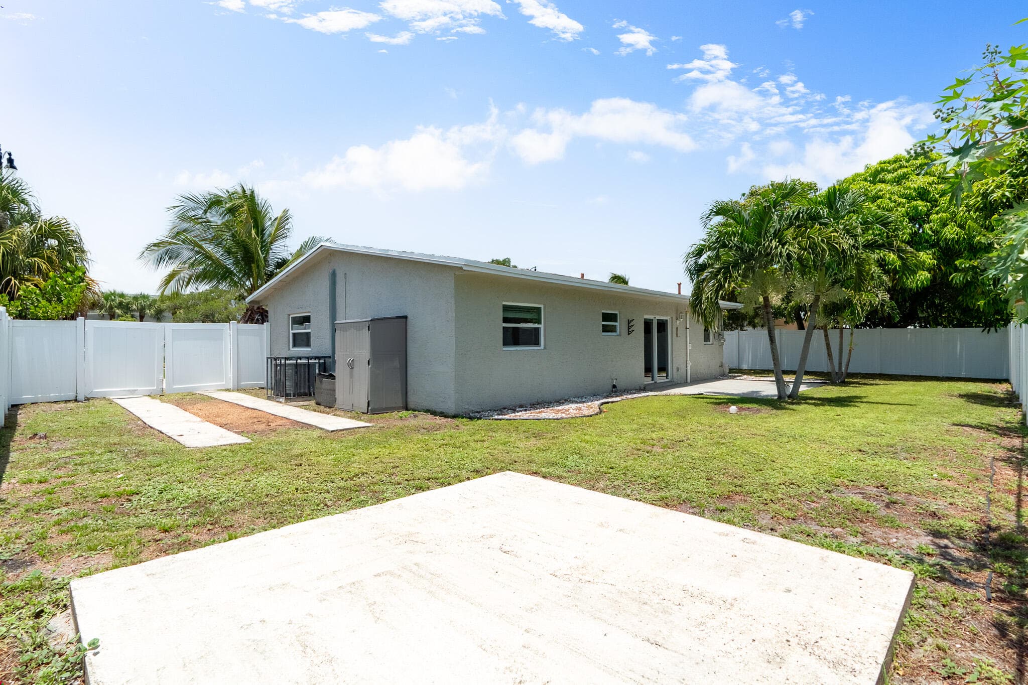 3440 NE 10TH Terrace, Pompano Beach, FL 33064 25