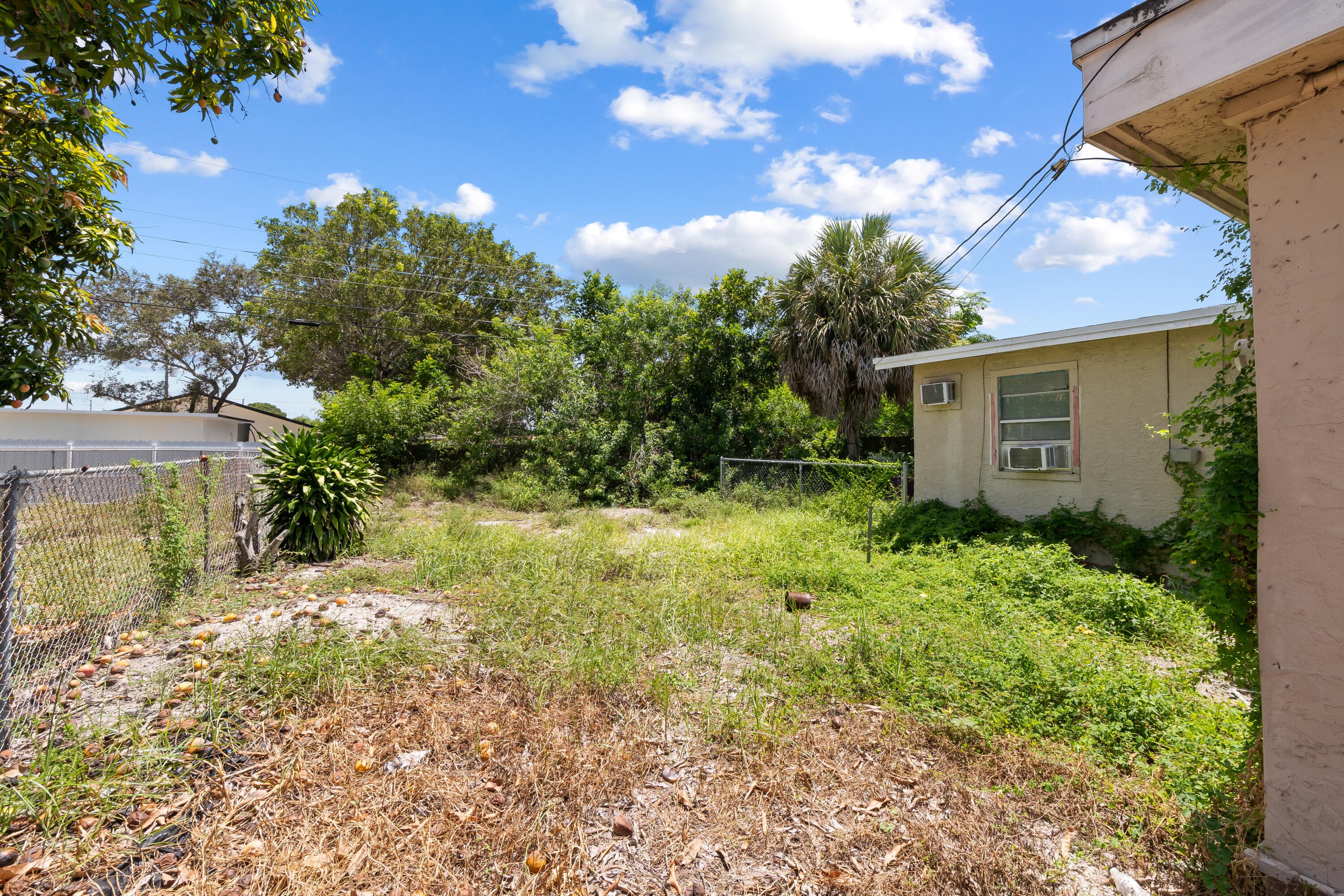 242 SW 3RD Street, Deerfield Beach, FL 33441 6